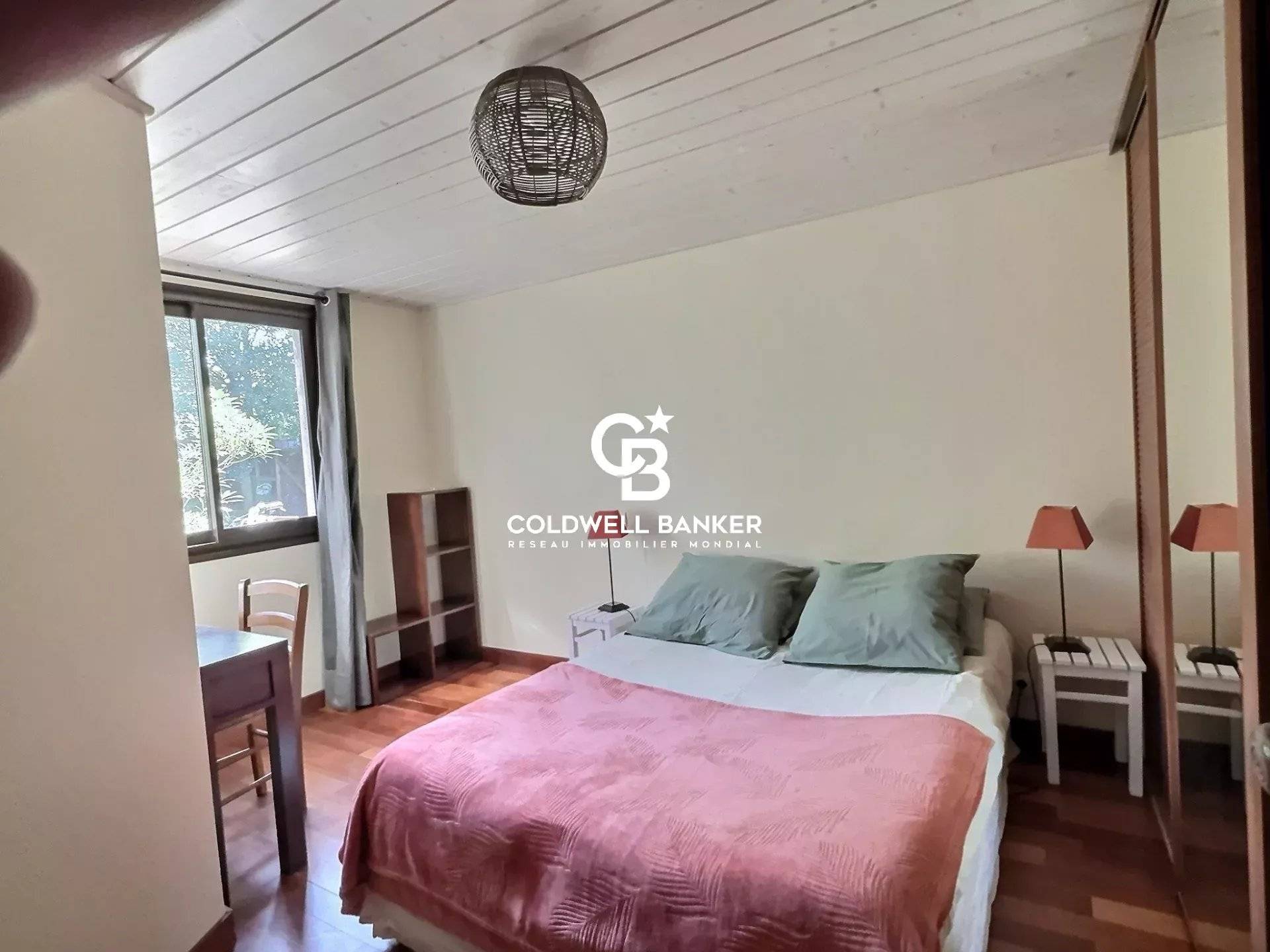 Ensemble de deux maisons à vendre Cap-Ferret - proche océan et fort potentiel