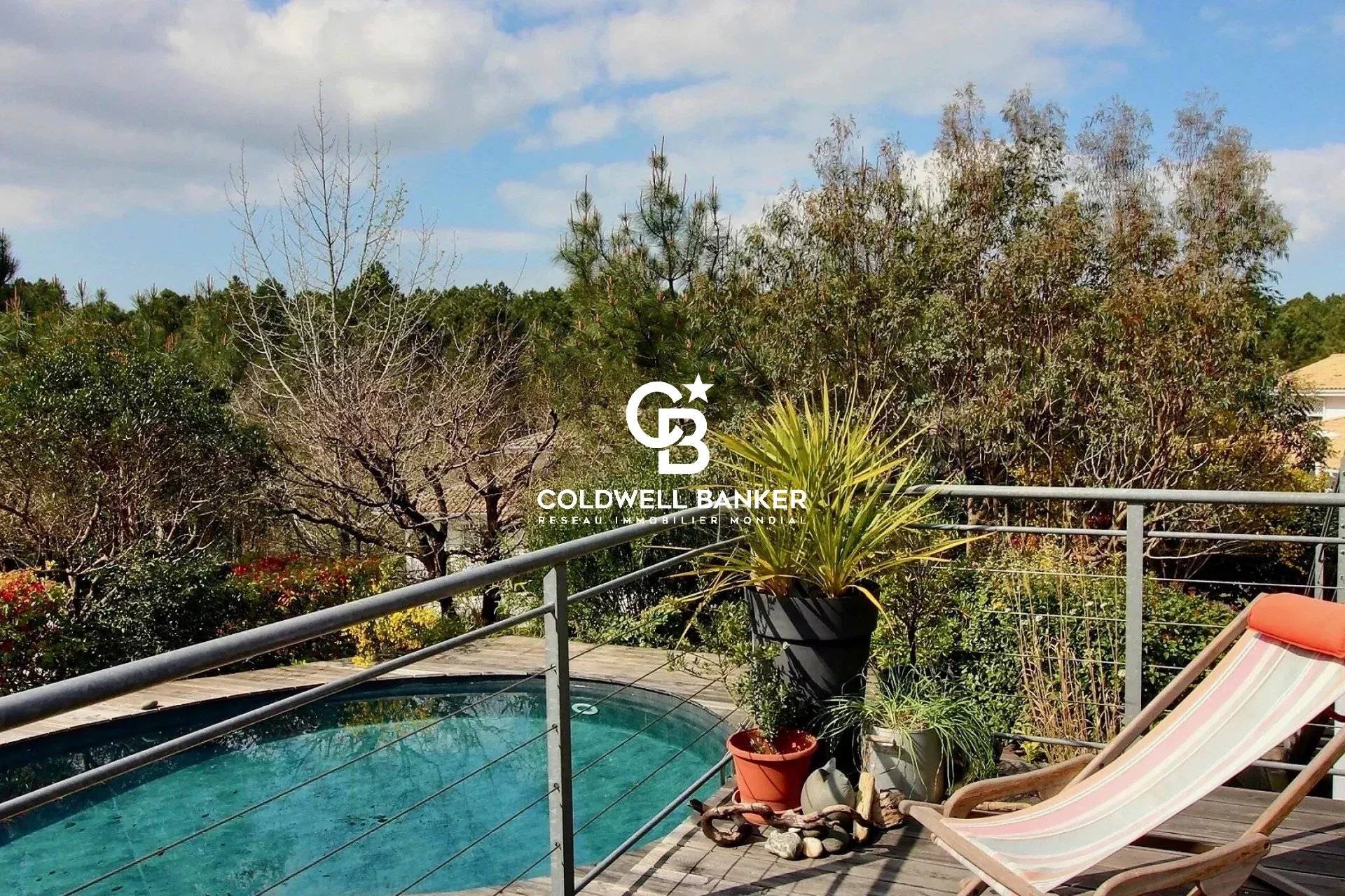 Maison en bois à vendre à La Teste-de-Buch – Piscine, nature et calme