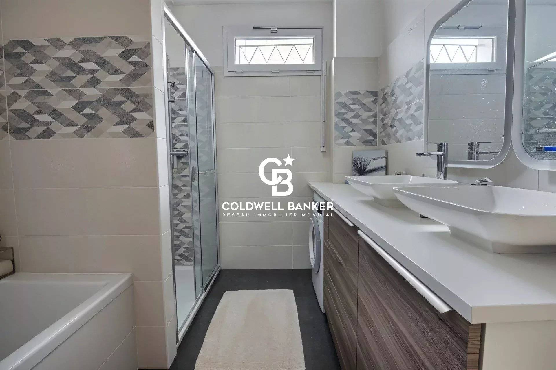 Maison familiale à vendre à Bordeaux Caudéran – 5 chambres, jardin et garage