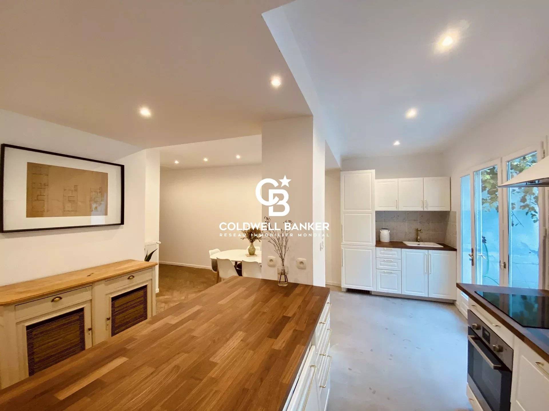 Maison de caractère à vendre Bordeaux Sacré-Cœur - rénovée, 5 chambres, jardin