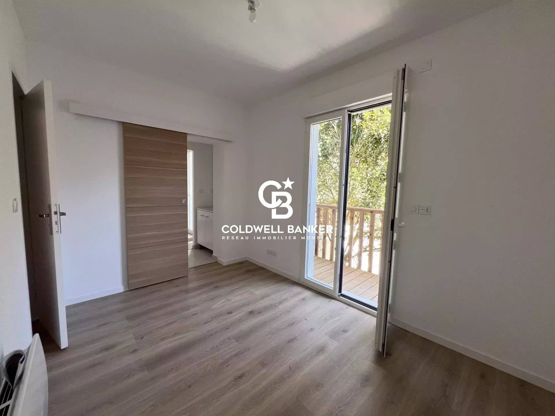 Appartement à vendre Arcachon Centre - T3 rénové, terrasse, solarium, proche plages