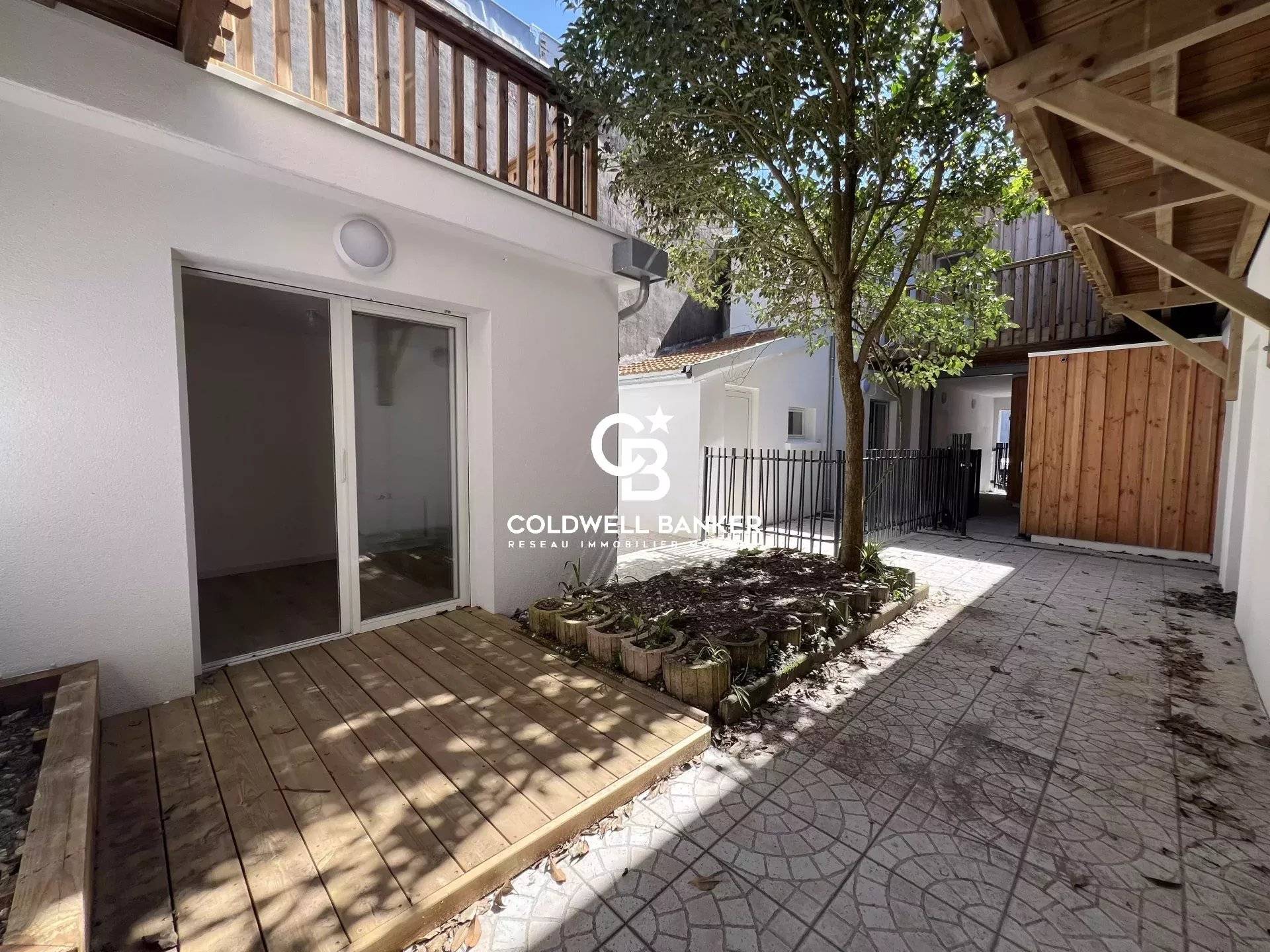 Appartement à vendre Arcachon Centre - T3 rénové, terrasse, solarium, proche plages