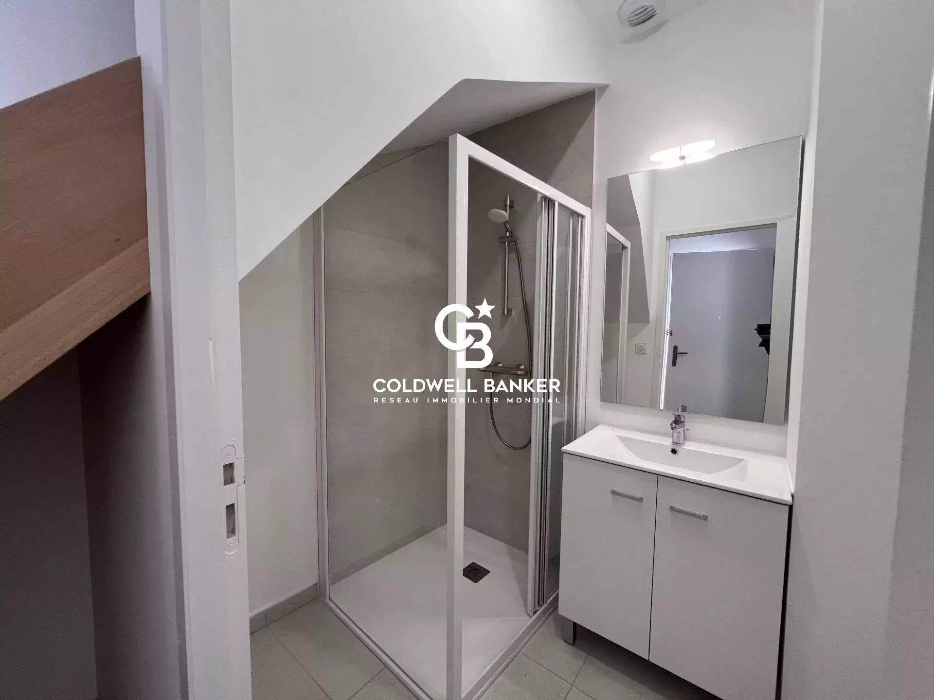 Appartement à vendre Arcachon Centre - T3 rénové, terrasse, solarium, proche plages