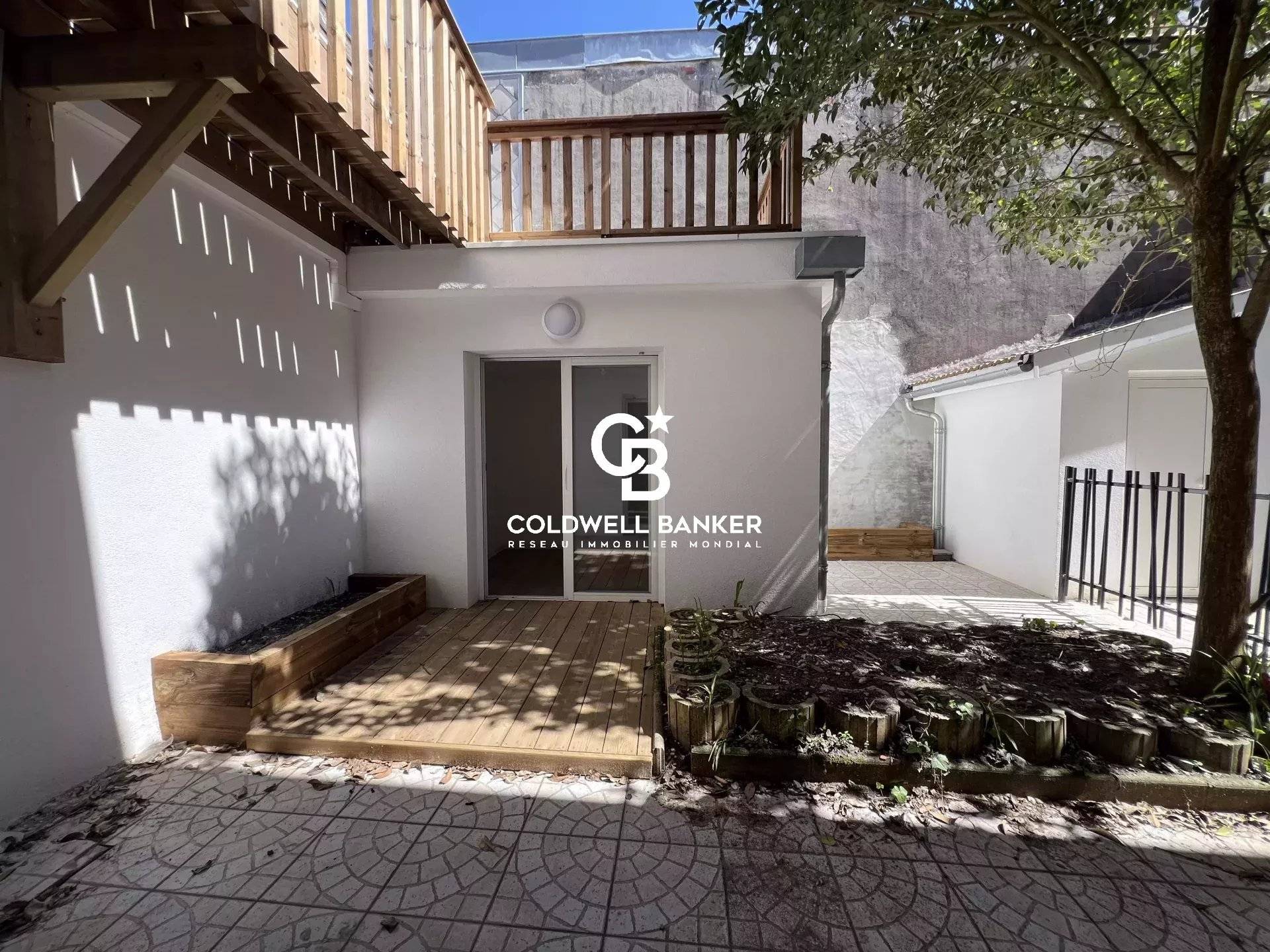 Appartement à vendre Arcachon Centre - T3 rénové, terrasse, solarium, proche plages