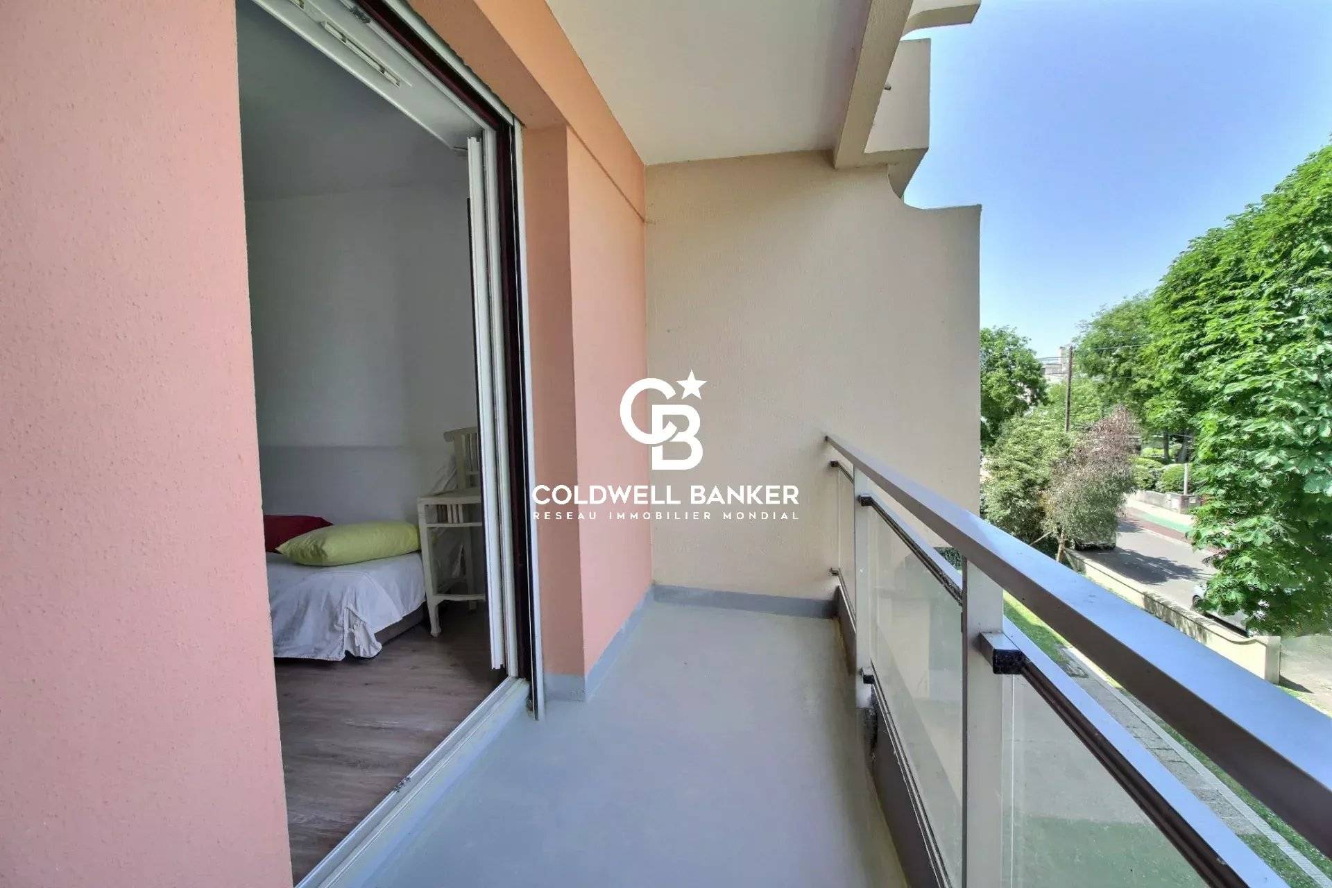 Appartement à vendre à Arcachon - 1 chambre, plage à 50 mètres, accès privé