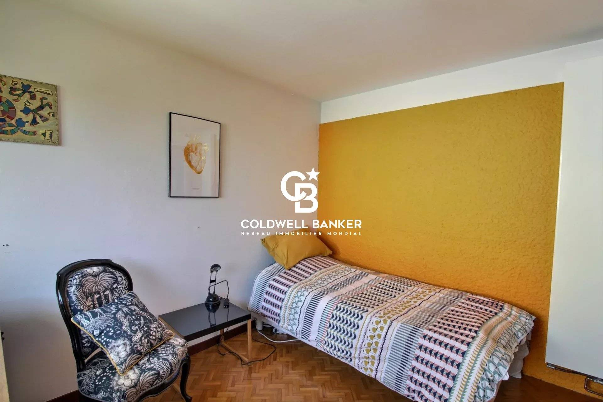 Maison à vendre à Pessac – 4 chambres, bureau indépendant, jardin et garage