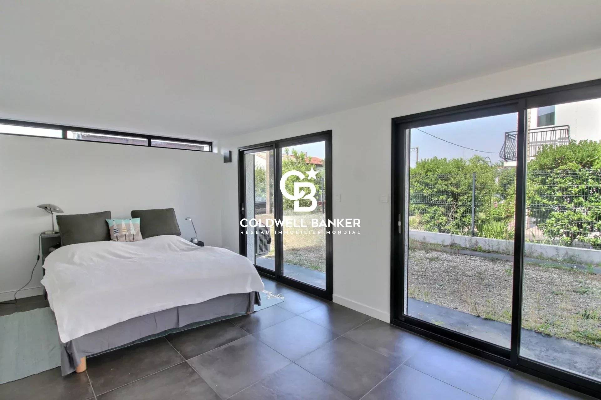 Maison à vendre à Pessac – 4 chambres, bureau indépendant, jardin et garage