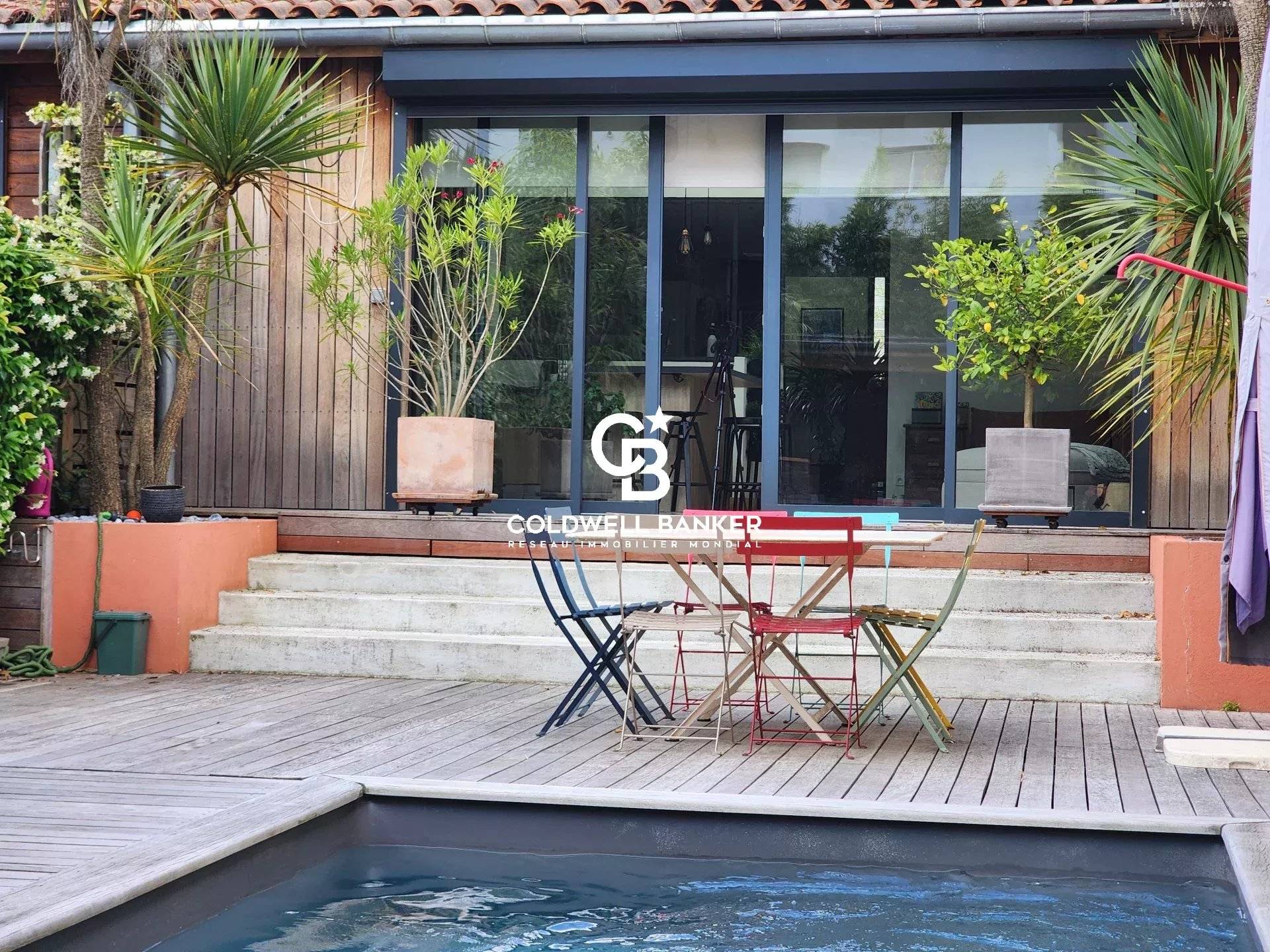 Échoppe à vendre au Bouscat Centre - avec piscine et jardin