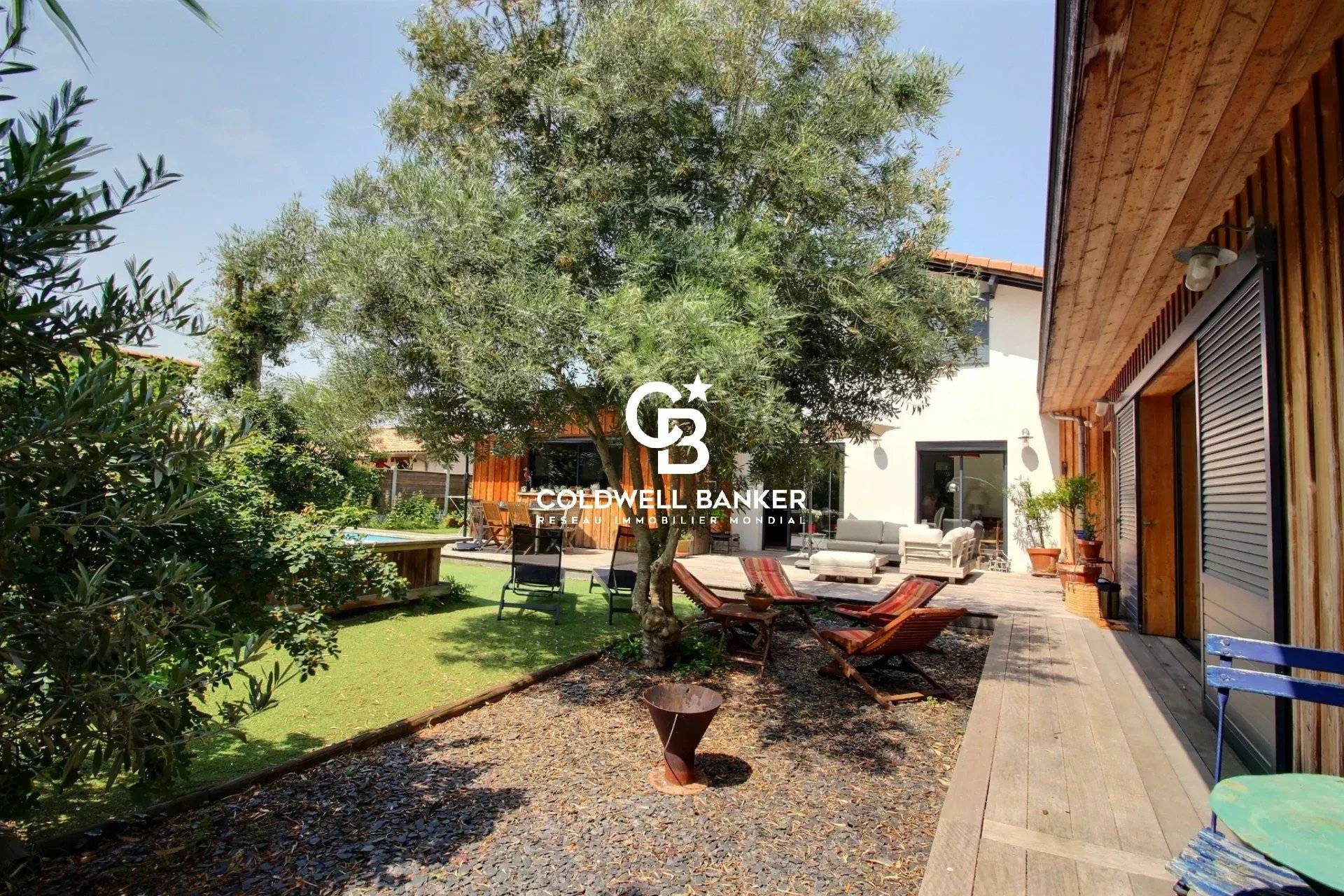 Maison à vendre Gujan-Mestras - Meyran : rénovée, spacieuse, idéalement située