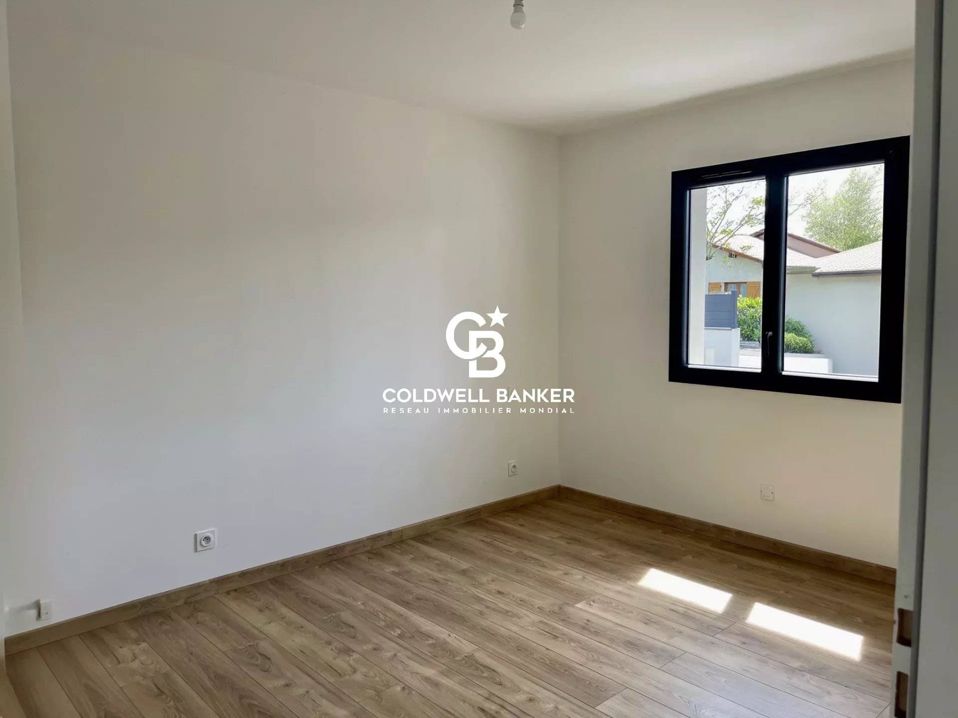 Maison à vendre à La Teste-de-Buch – plain-pied lumineux avec jardin