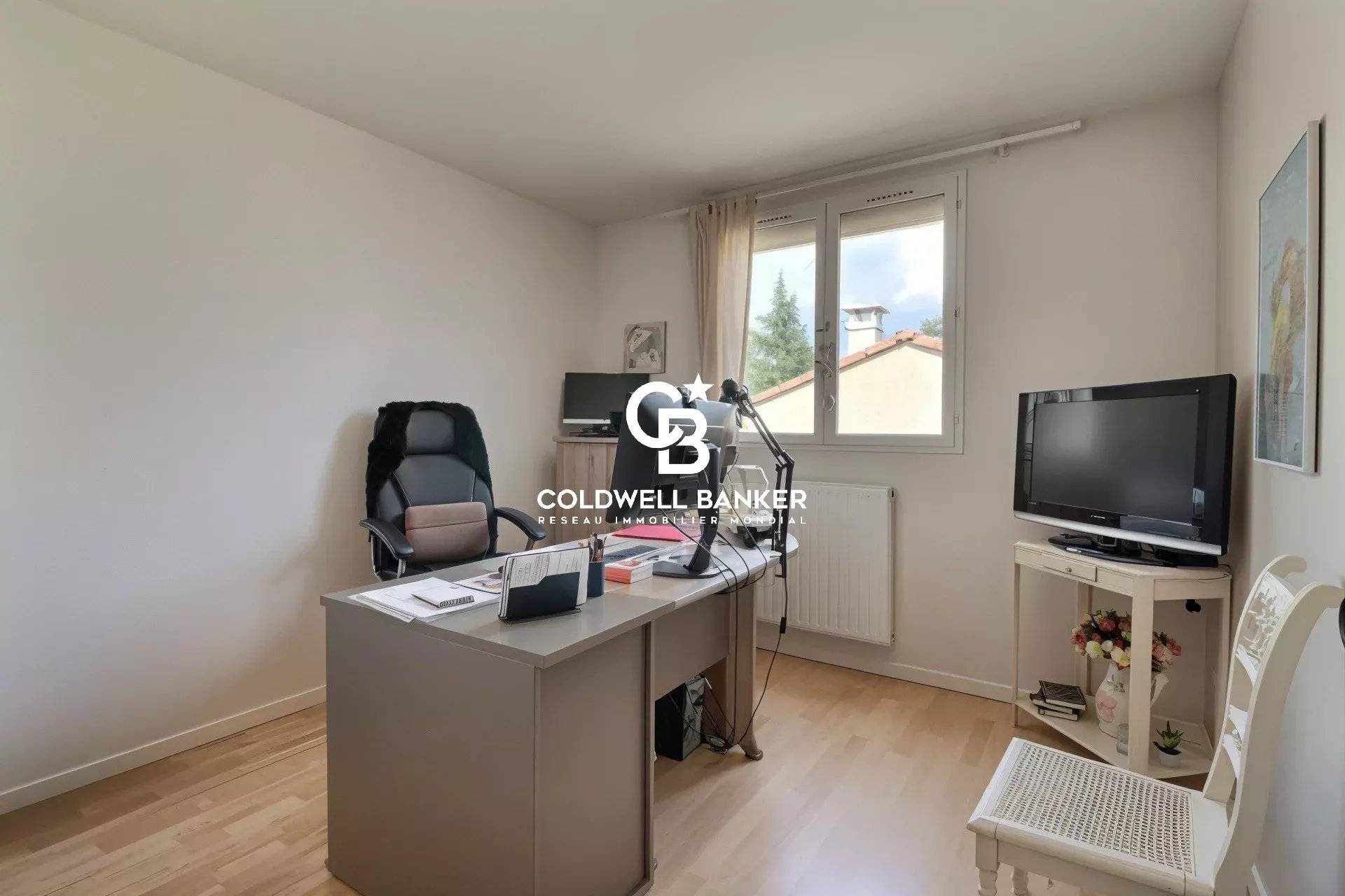 Maison à vendre à Mérignac - 4 chambres, jardin, piscine et garage