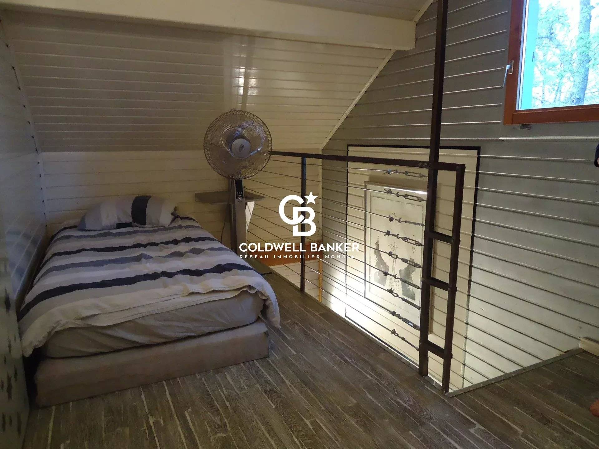 Maison à vendre La Teste-de-Buch : résidence privée, au calme