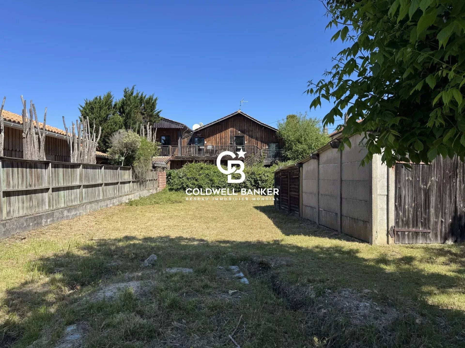 Terrain constructible piscinable au coeur du Cap Ferret 