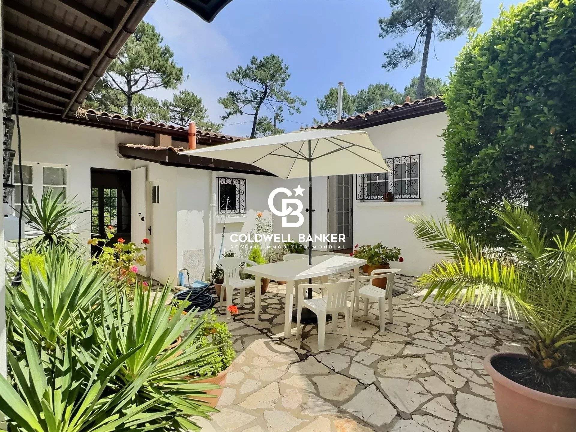 Maison à vendre Cap Ferret - lumineuse, avec dépendance et grand jardin