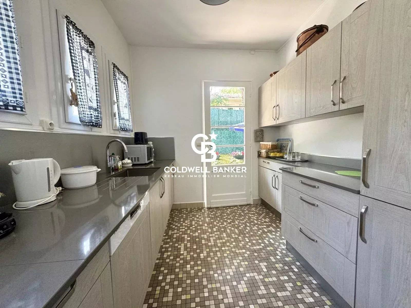 Maison à vendre Cap Ferret - lumineuse, avec dépendance et grand jardin