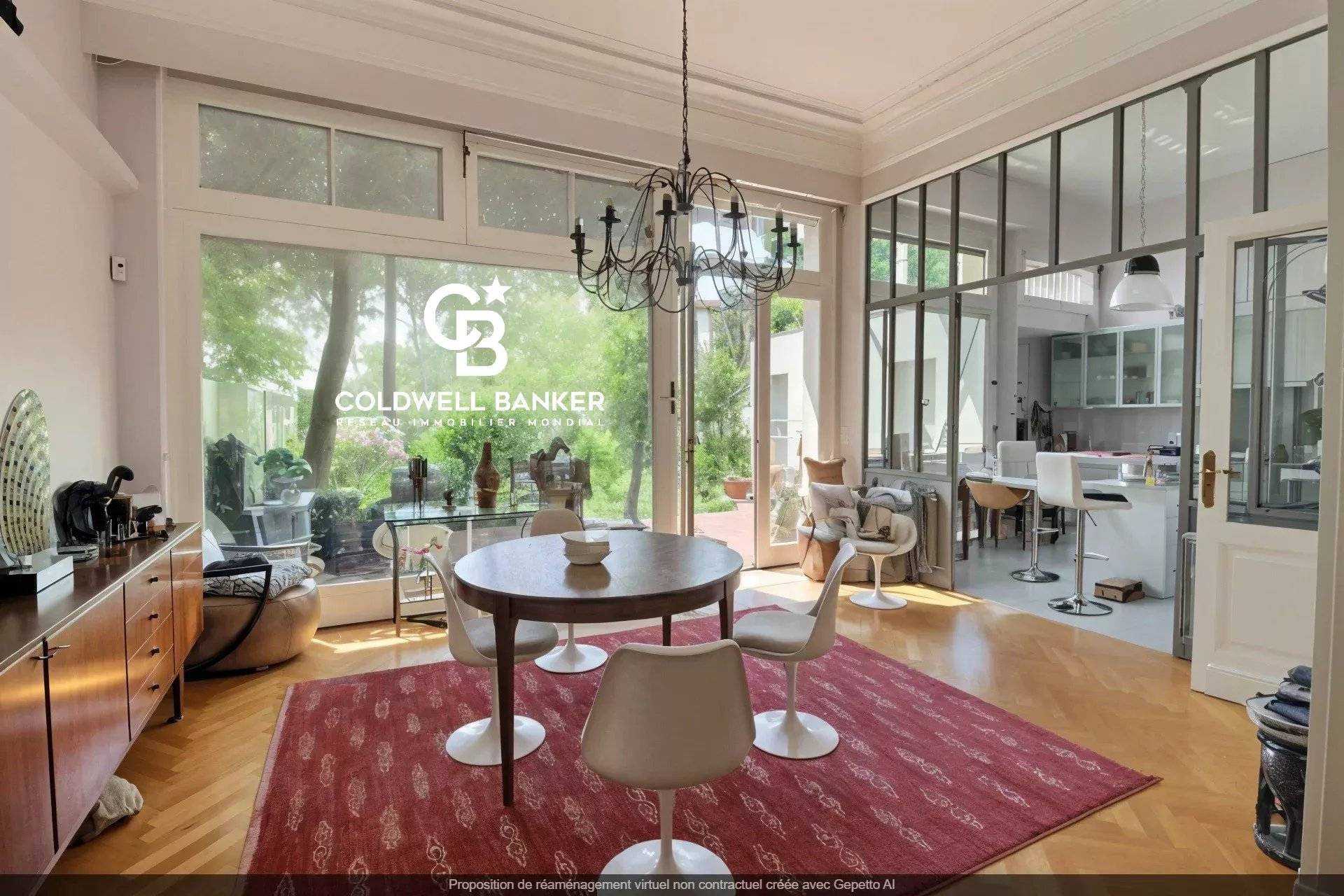 Maison à vendre à Bordeaux - bordelaise type art déco avec jardin, 5 chambres et garage