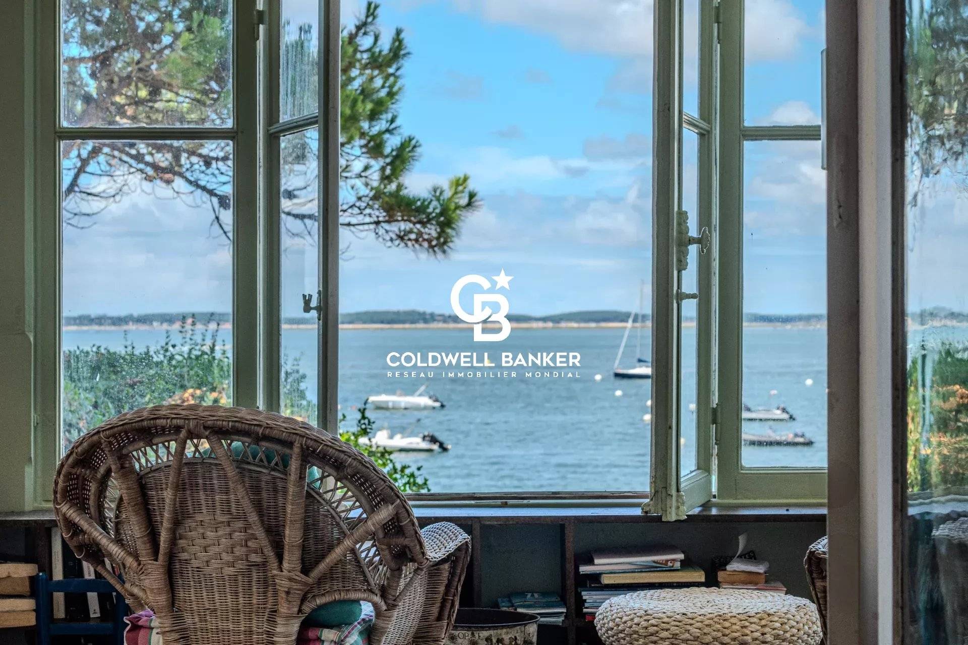 Maison à vendre Arcachon plage Pereire - première ligne avec accès direct à la plage