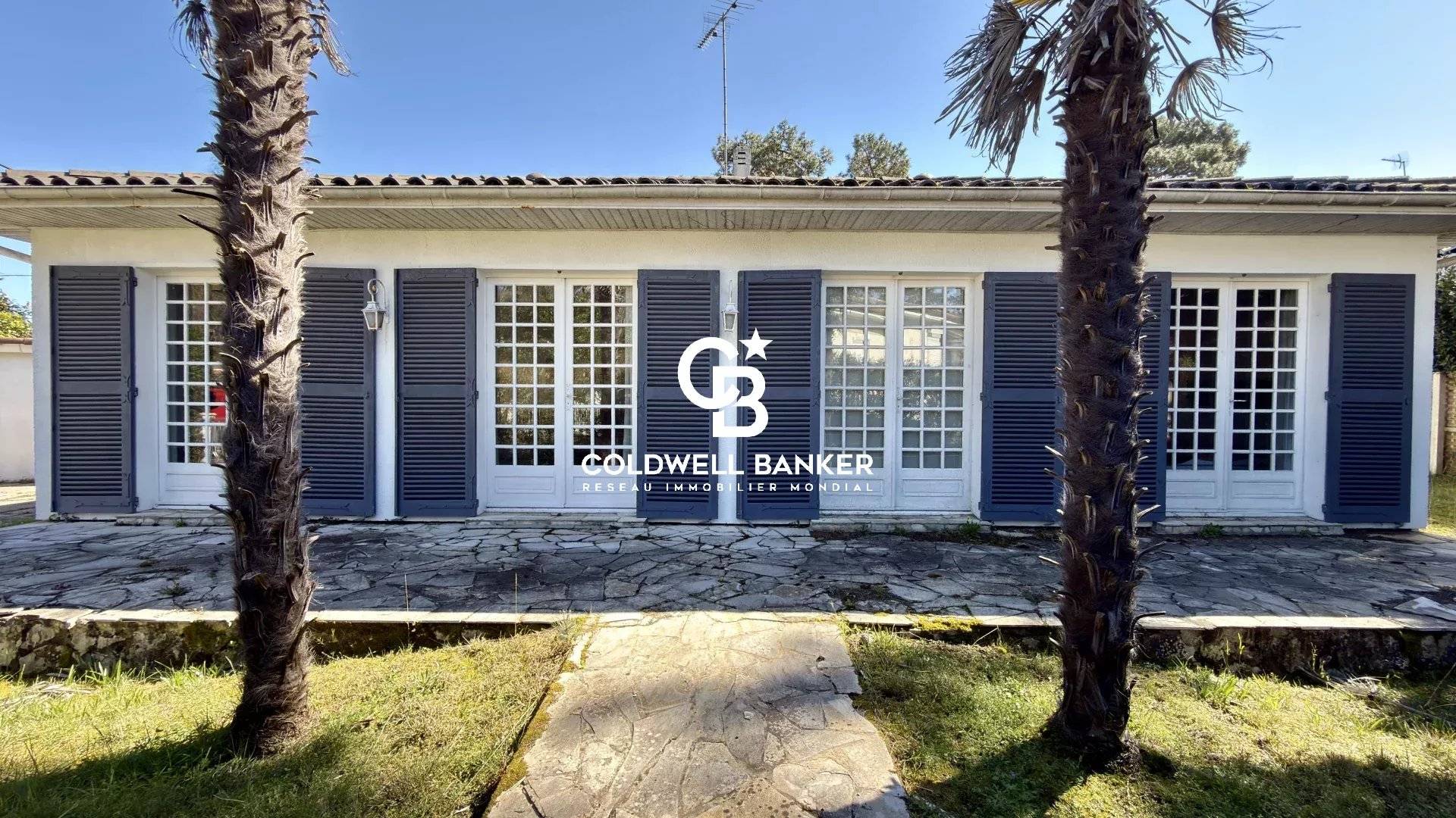 Maison à vendre à Arcachon – Villa de plain-pied à 600m de la plage avec garage et potentiel d’agrandissement