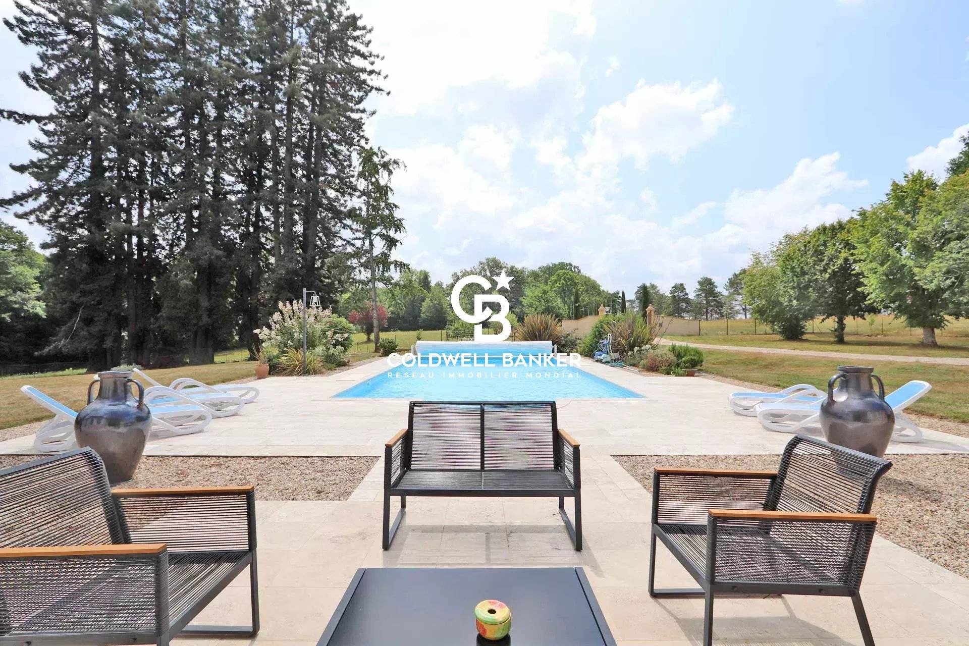 Maison rénovée près de Bergerac – 17 hectares, calme absolu et emplacement exceptionnel