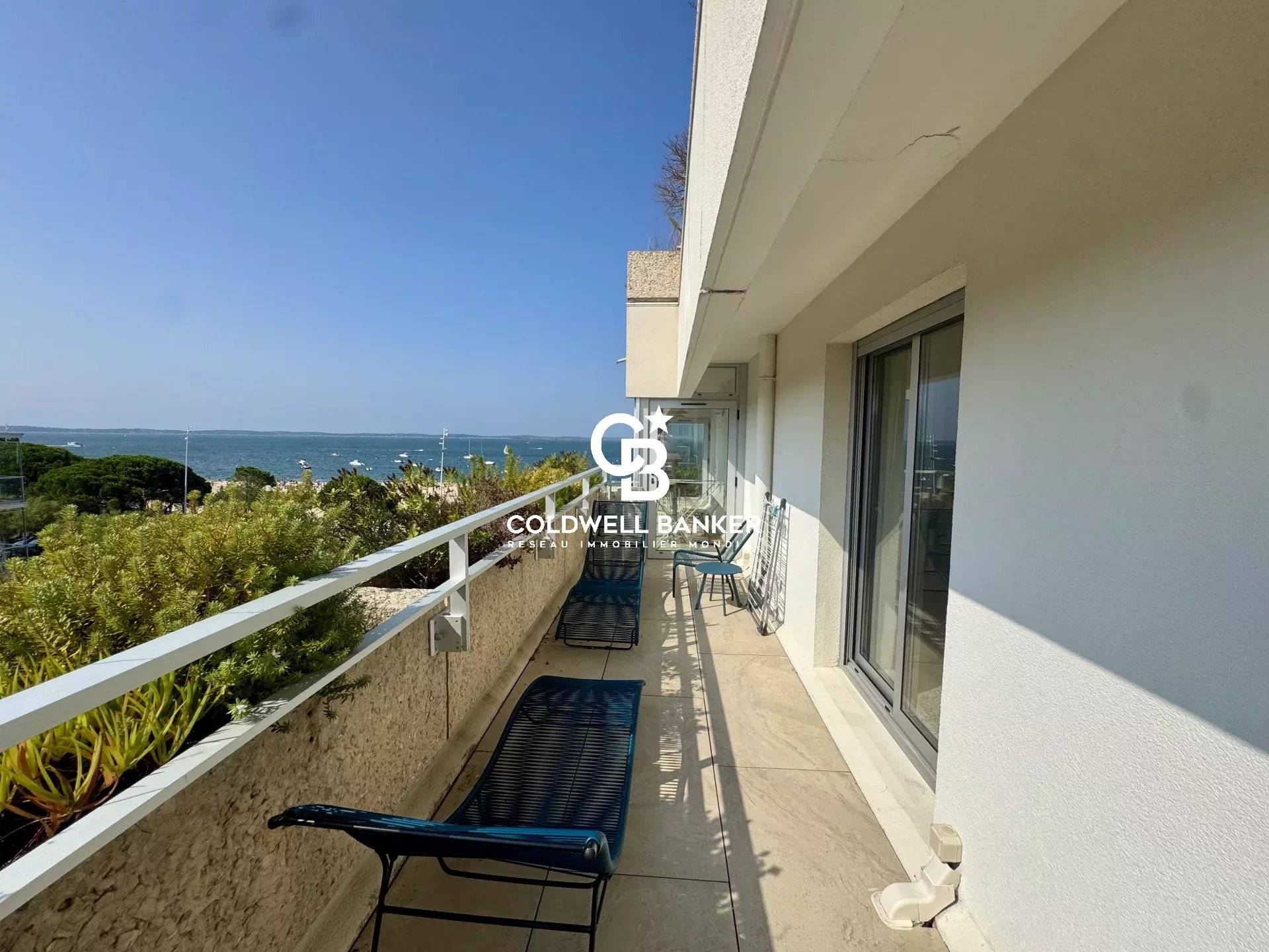Appartement à vendre Arcachon - première ligne vue bassin panoramique avec terrasses et parking