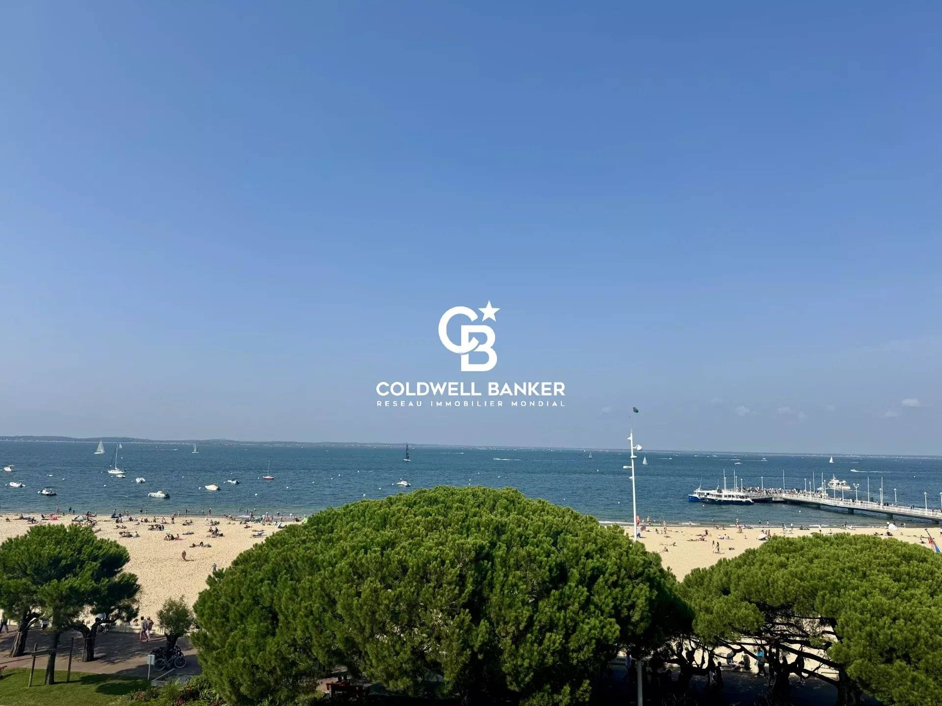 Appartement à vendre Arcachon - première ligne vue bassin panoramique avec terrasses et parking