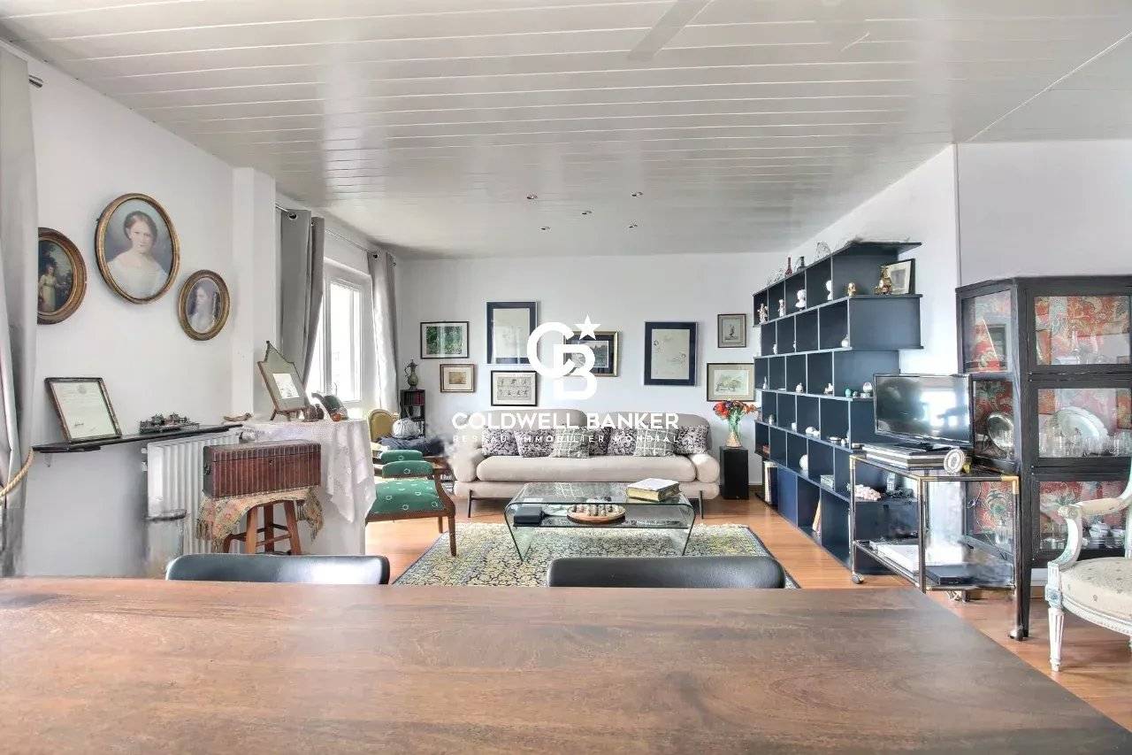 Appartement à vendre au Bouscat – 3 chambres, ascenseur, 2 balcons et proche tram