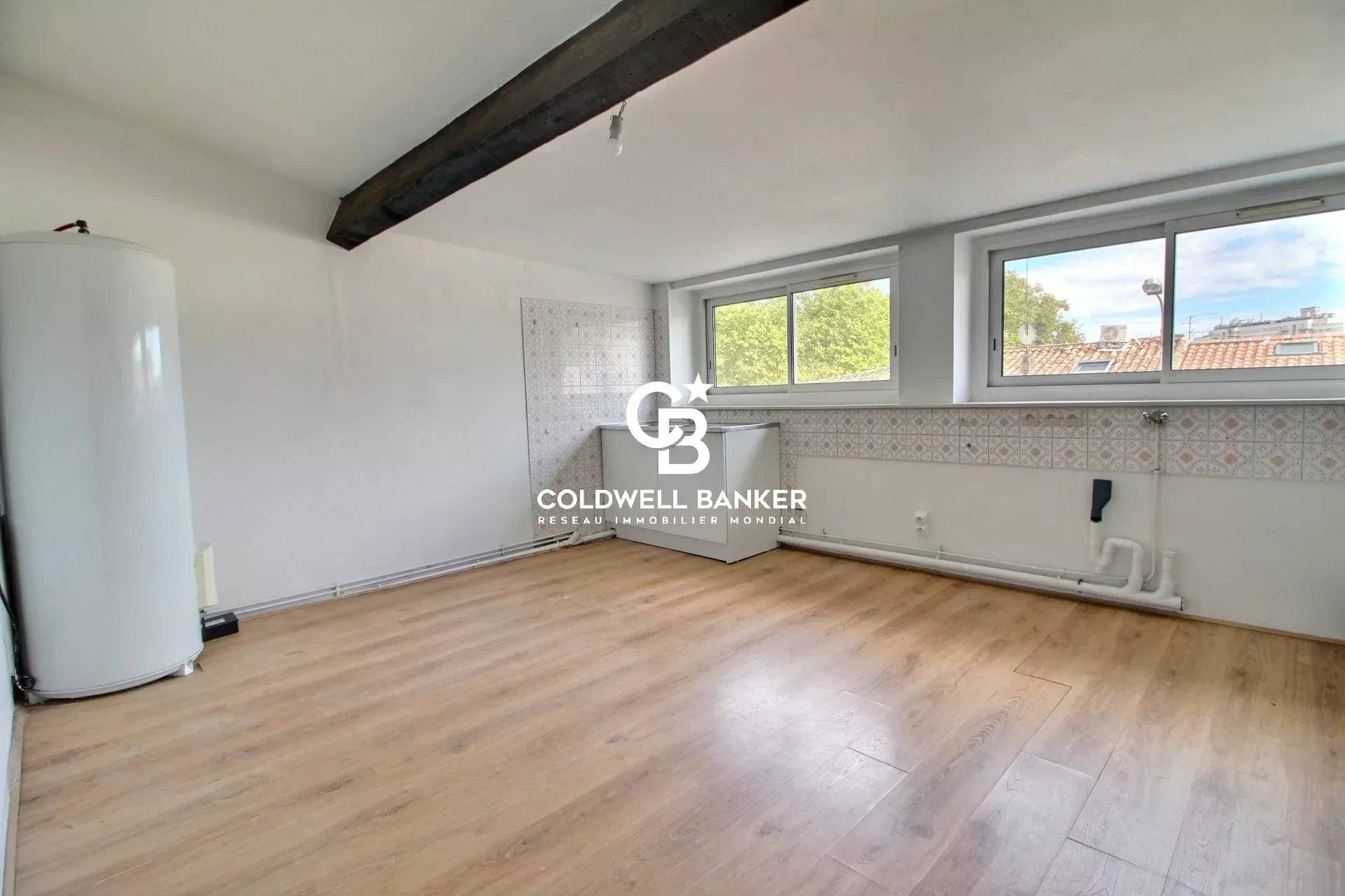 Immeuble à vendre à Bordeaux – 5 appartements, deux jardins, aucun travaux à prévoir