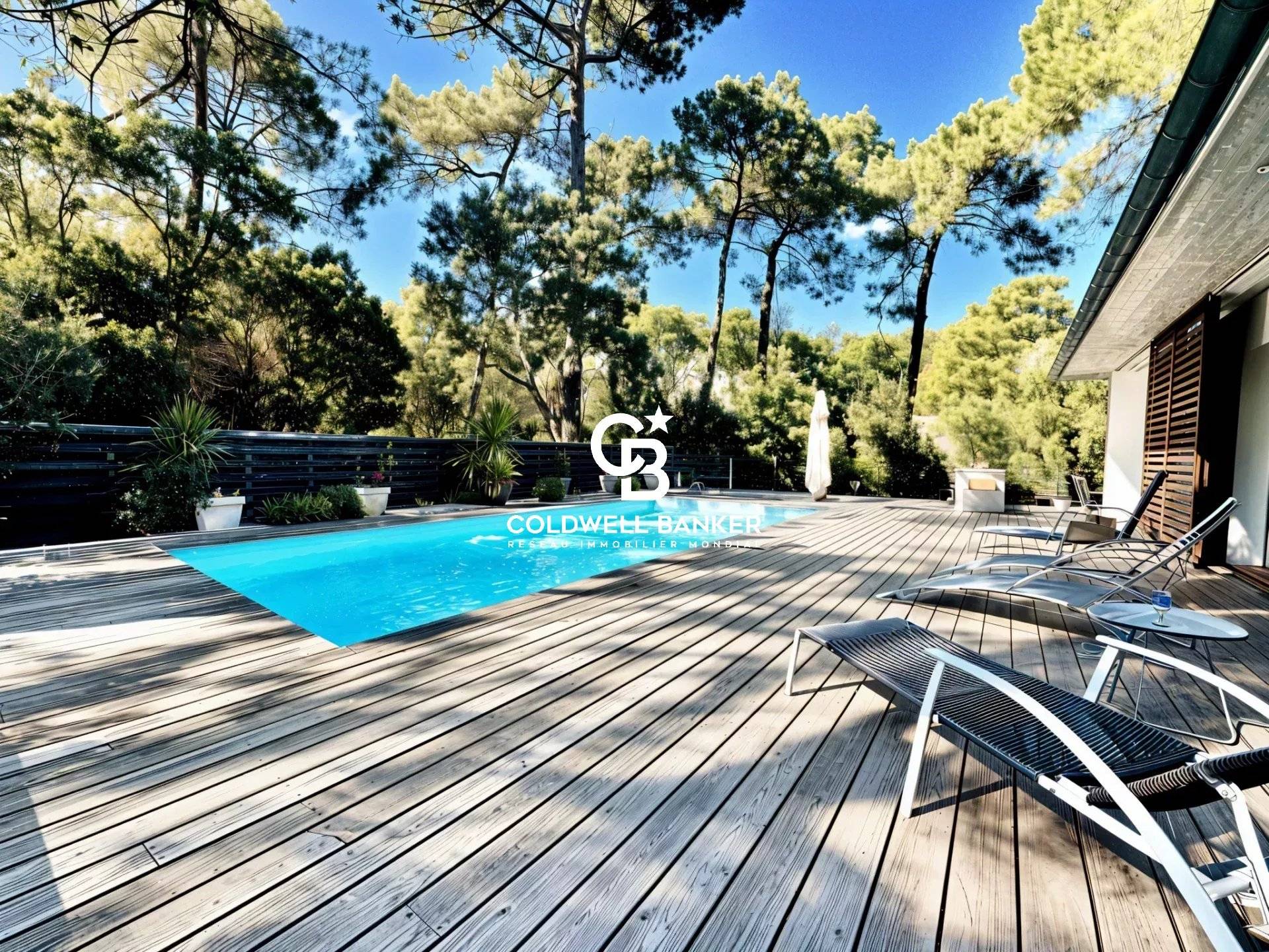 Maison à vendre au Cap Ferret Piraillan – villa 7 chambres avec piscine et terrasse 170 m²
