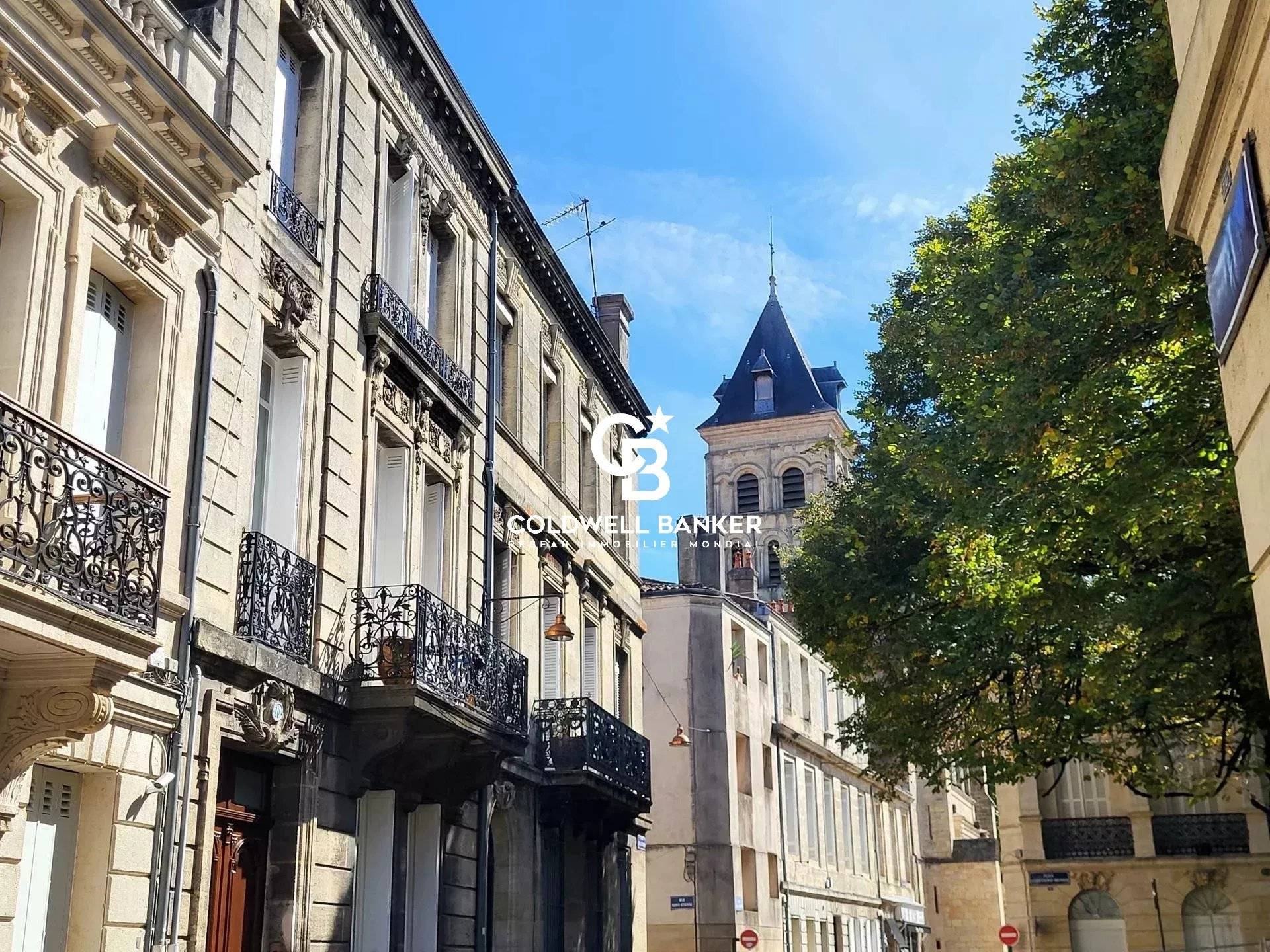 Maison à vendre à Bordeaux Saint-Seurin – maison en pierre avec 4 chambres, cachet ancien et rue calme proche de la basilique