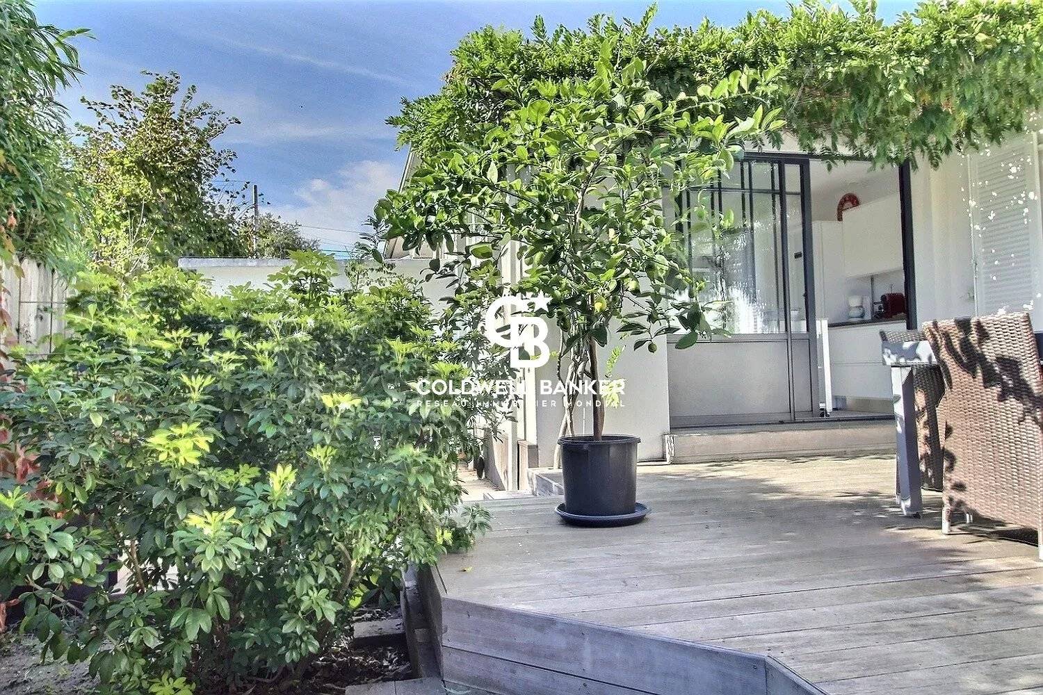 Maison à vendre à Andernos-les-Bains Le Betey – arcachonnaise rénovée à 150 mètres de la plage