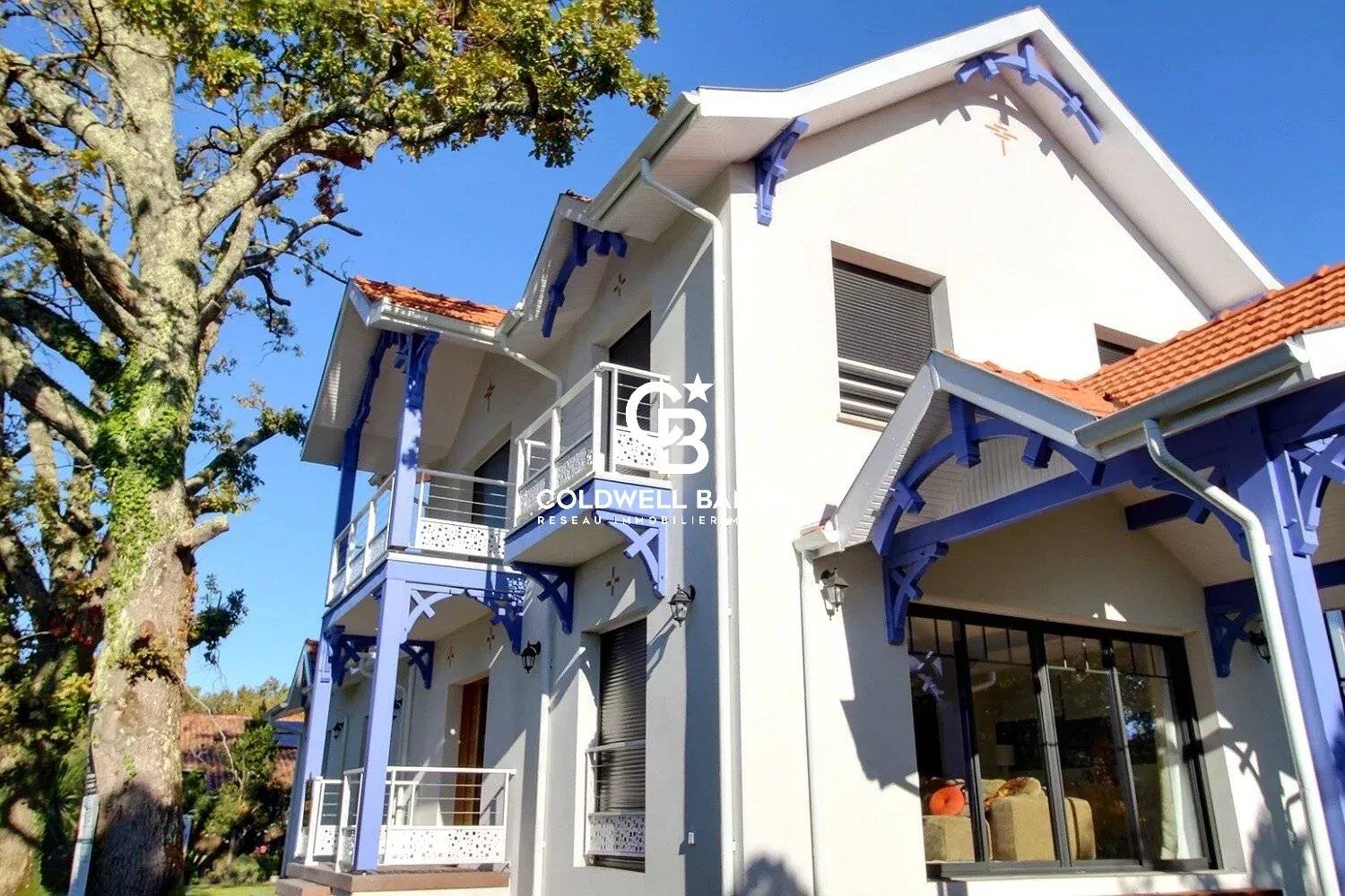 Maison à vendre à Andernos-les-Bains – villa neuve de 145 m² avec aperçu Bassin dans le quartier Mauret