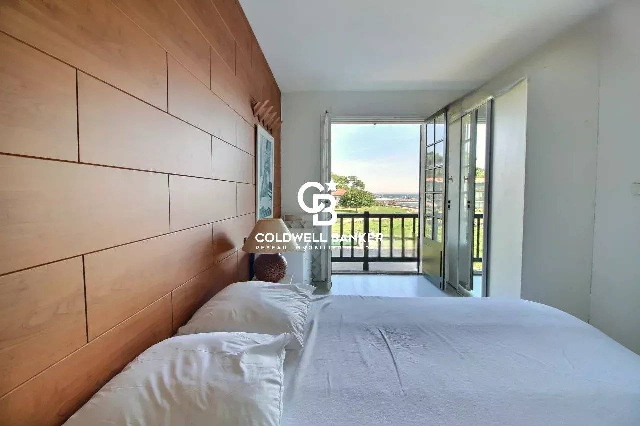 Appartement à vendre Cap Ferret – vue Bassin, balcon et parking proche plage