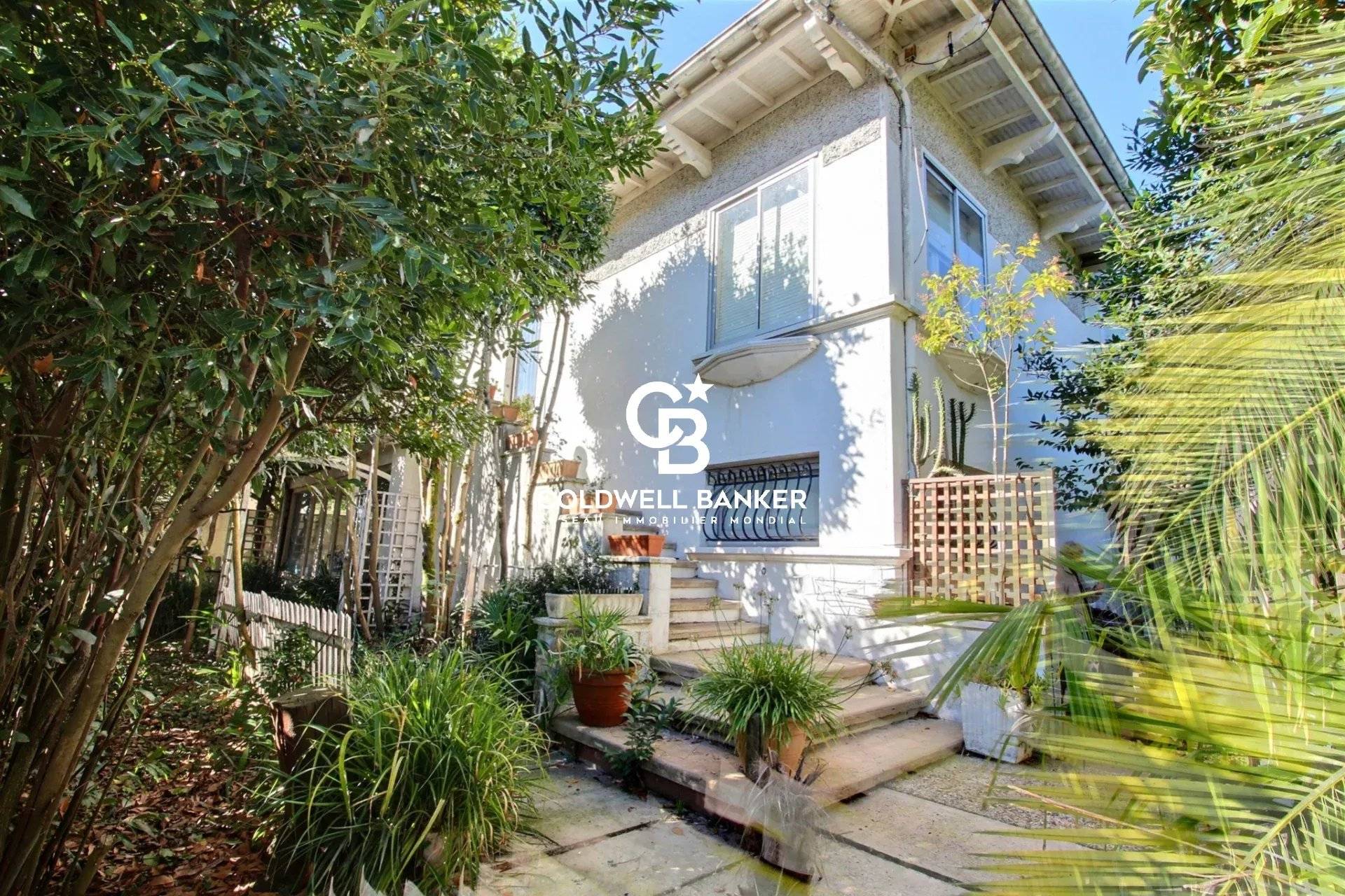 Maison à vendre à Arcachon Aiguillon – 7 pièces à rénover