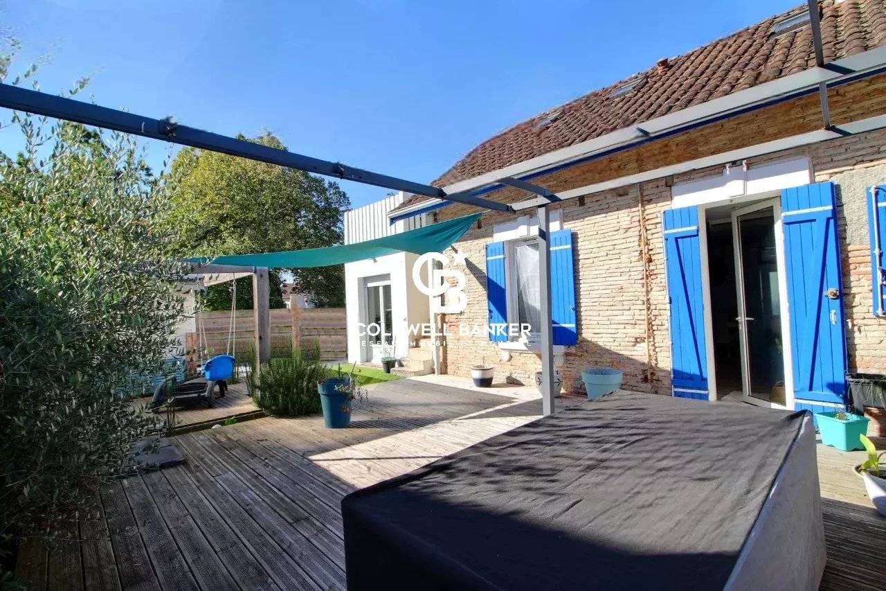 Maison à vendre à Biscarrosse – rénovée avec 3 chambres, jardin au calme et parkings