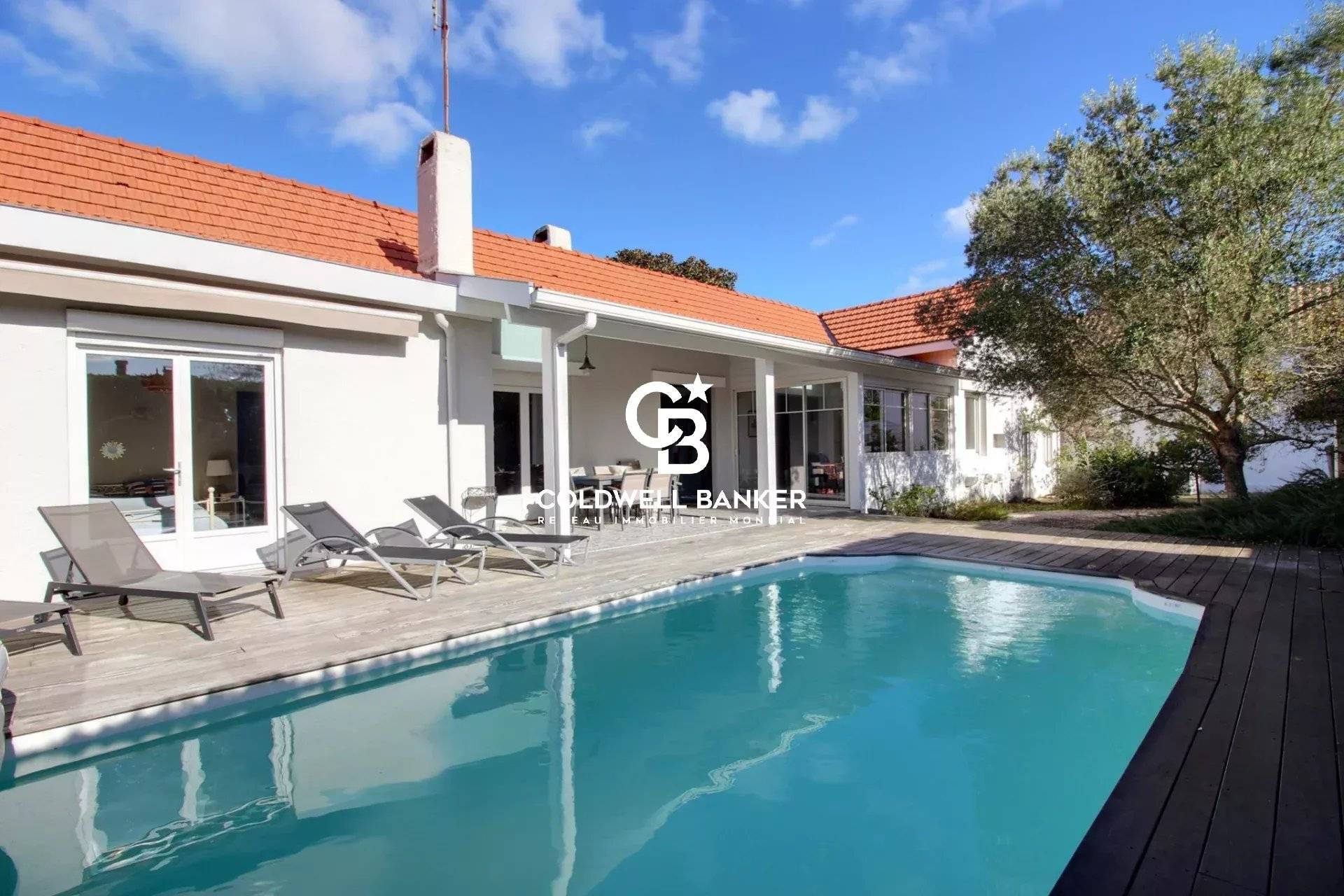 Maison à vendre Arcachon - maison plain-pied 3 chambres piscine proche aiguillon