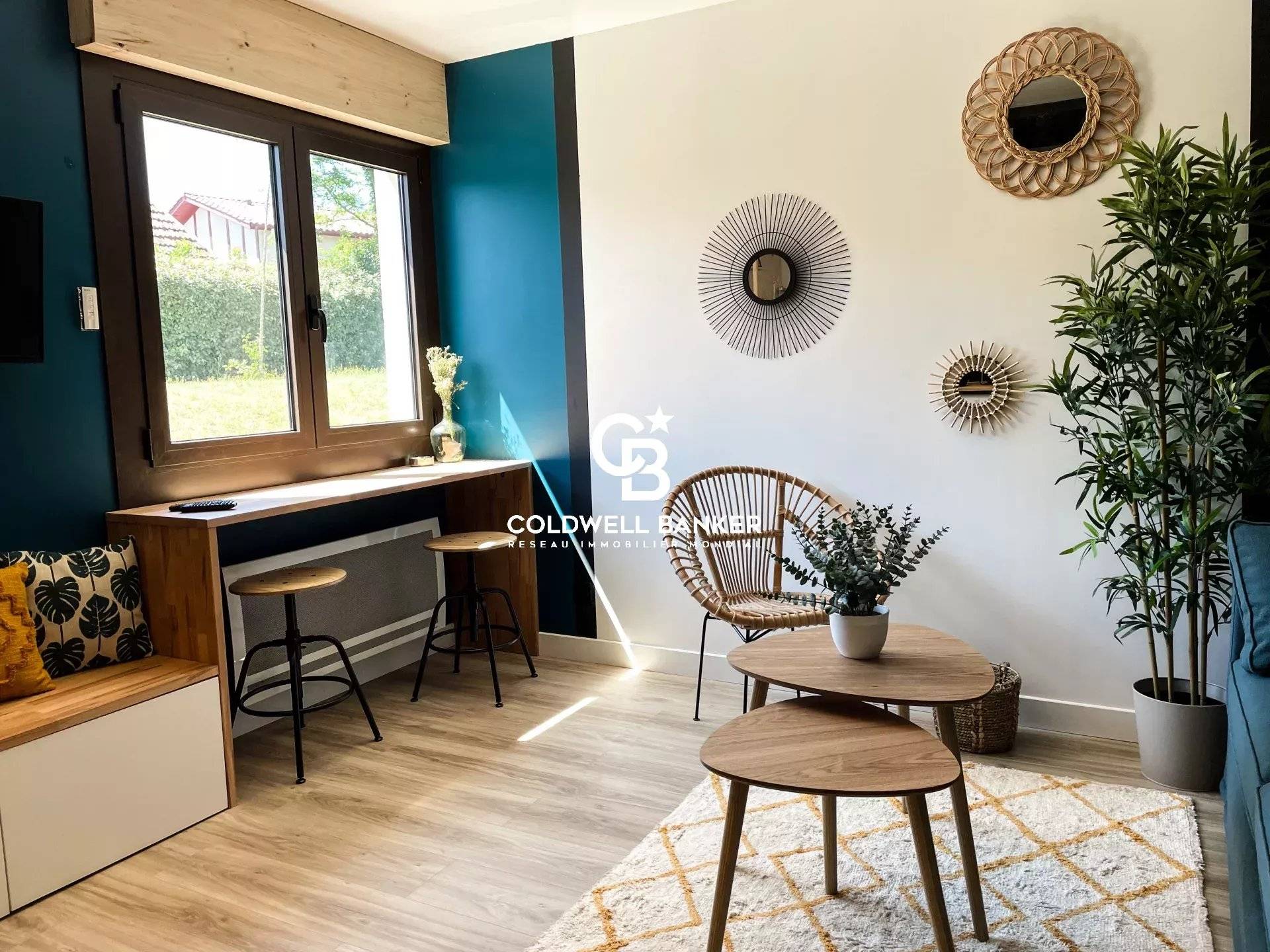 Appartement à vendre Arcachon – studio rénové avec terrasse et aperçu Bassin, plage à pied