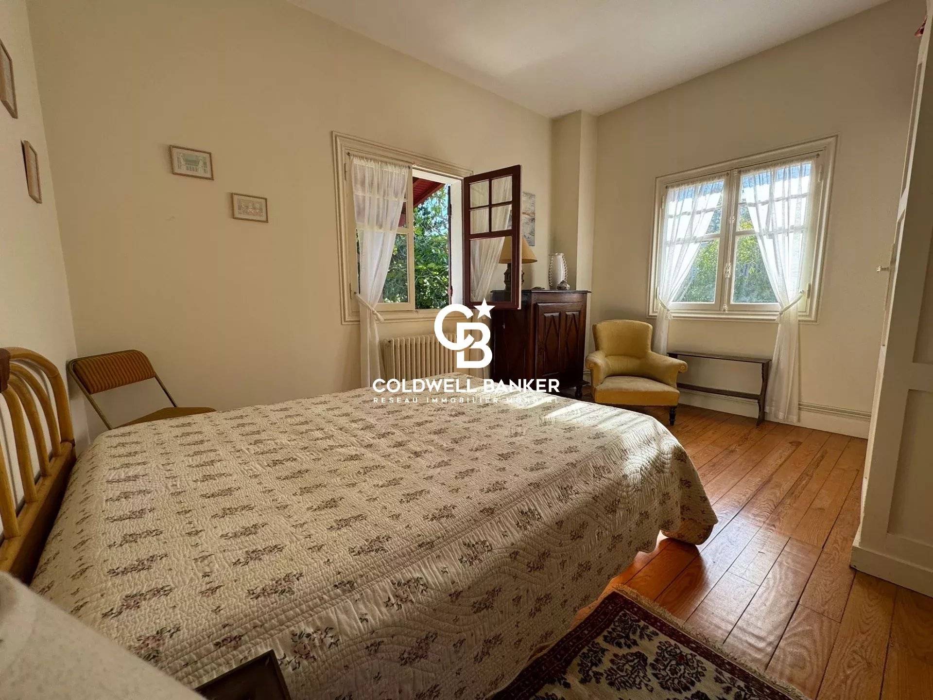 Maison à vendre à Arcachon – basco-landaise, 4 chambres, proche commerces et terrain piscinable