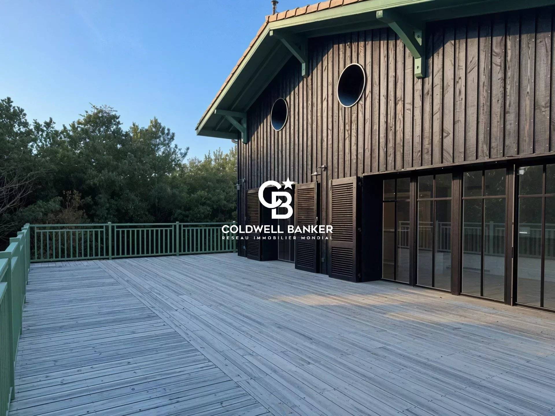 Appartement à vendre au Cap Ferret – duplex T4 neuf avec grande terrasse, vue dune et pinède