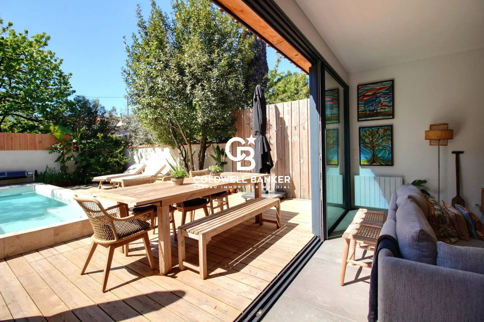 Maison à vendre Bordeaux Saint-Genès - échoppe rénovée 5 chambres avec jardin spa et terrasse
