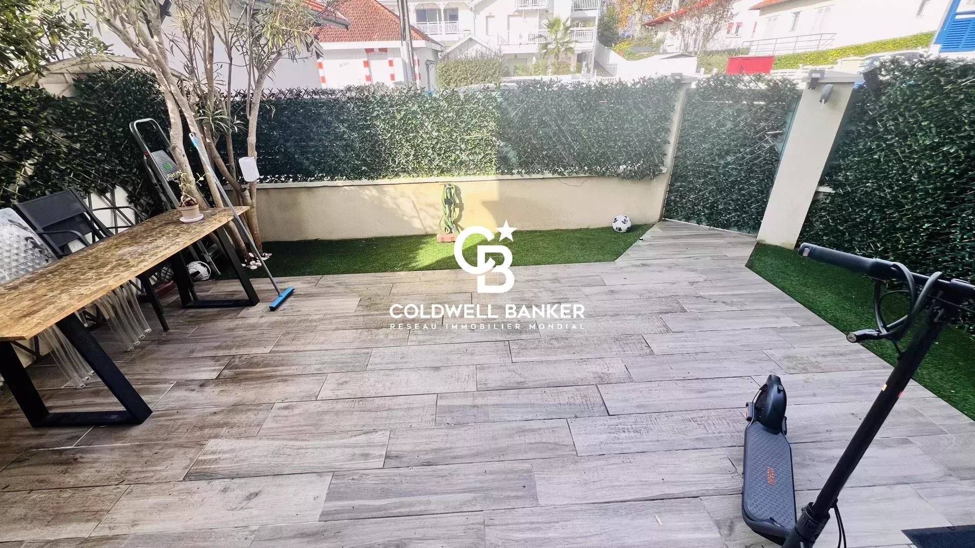 Appartement à vendre Arcachon – T3 rénové avec terrasse proche plage et commerces