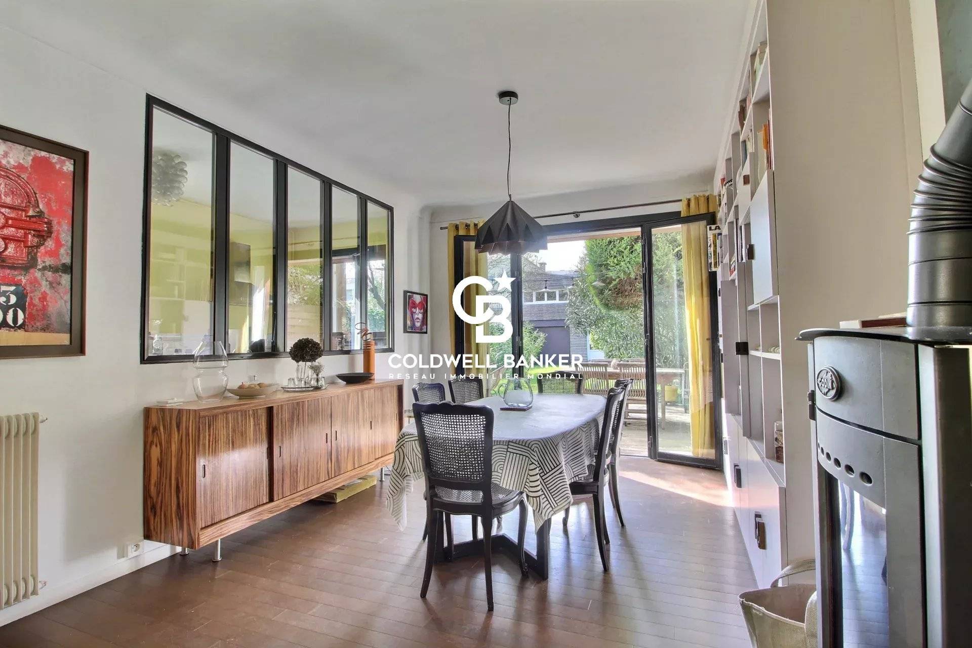 Maison à vendre Bordeaux Chartrons - maison familiale avec jardin, dépendance aménagée et garage