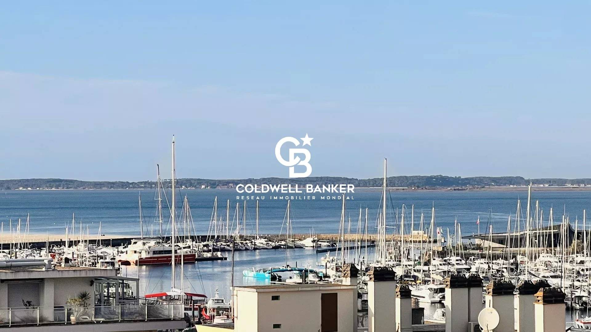 Appartement à vendre Arcachon - quartier de l’Aiguillon, terrasse, piscine et vue dégagée Bassin