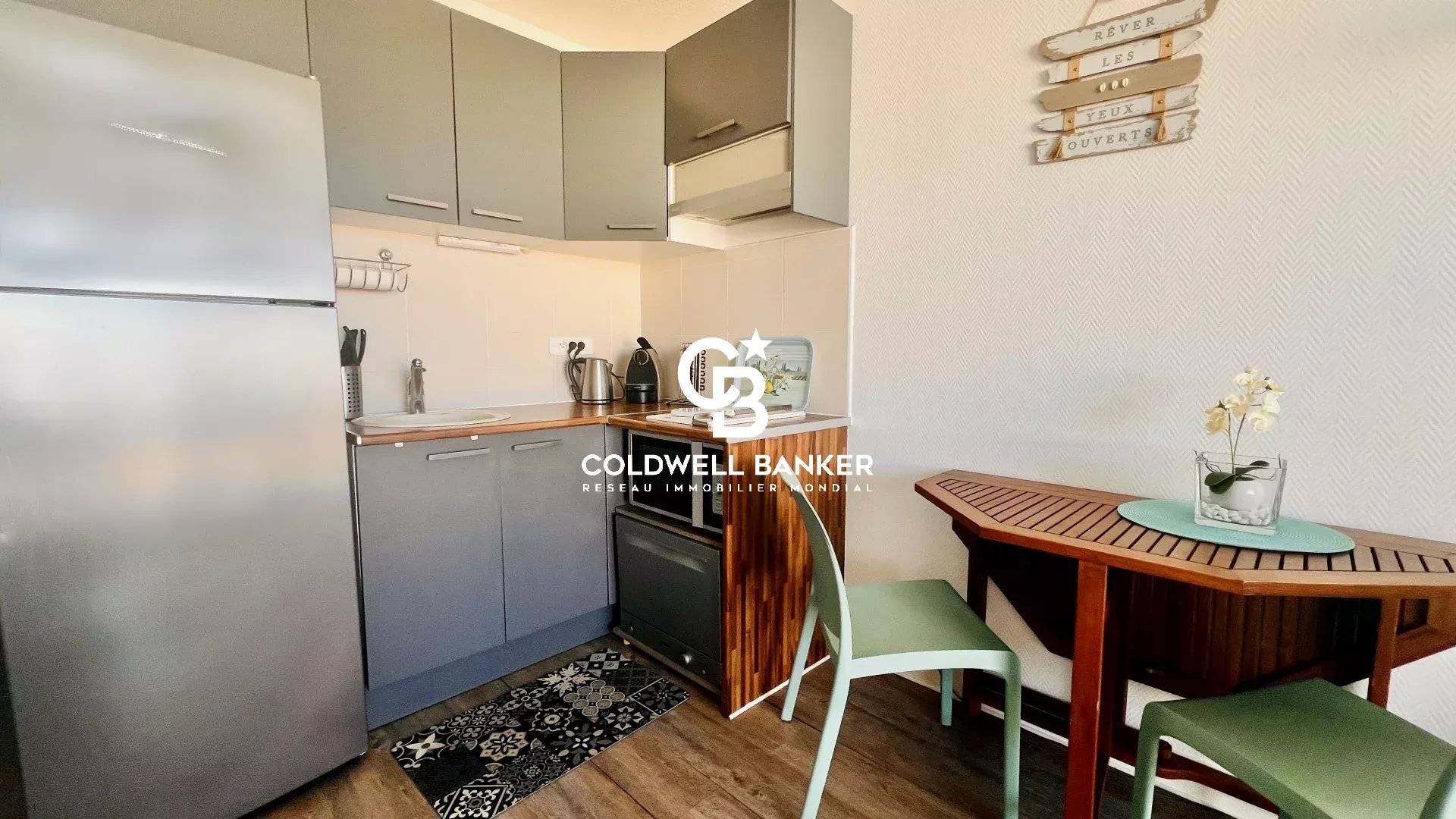 Appartement à vendre Arcachon - quartier de l’Aiguillon, terrasse, piscine et vue dégagée Bassin