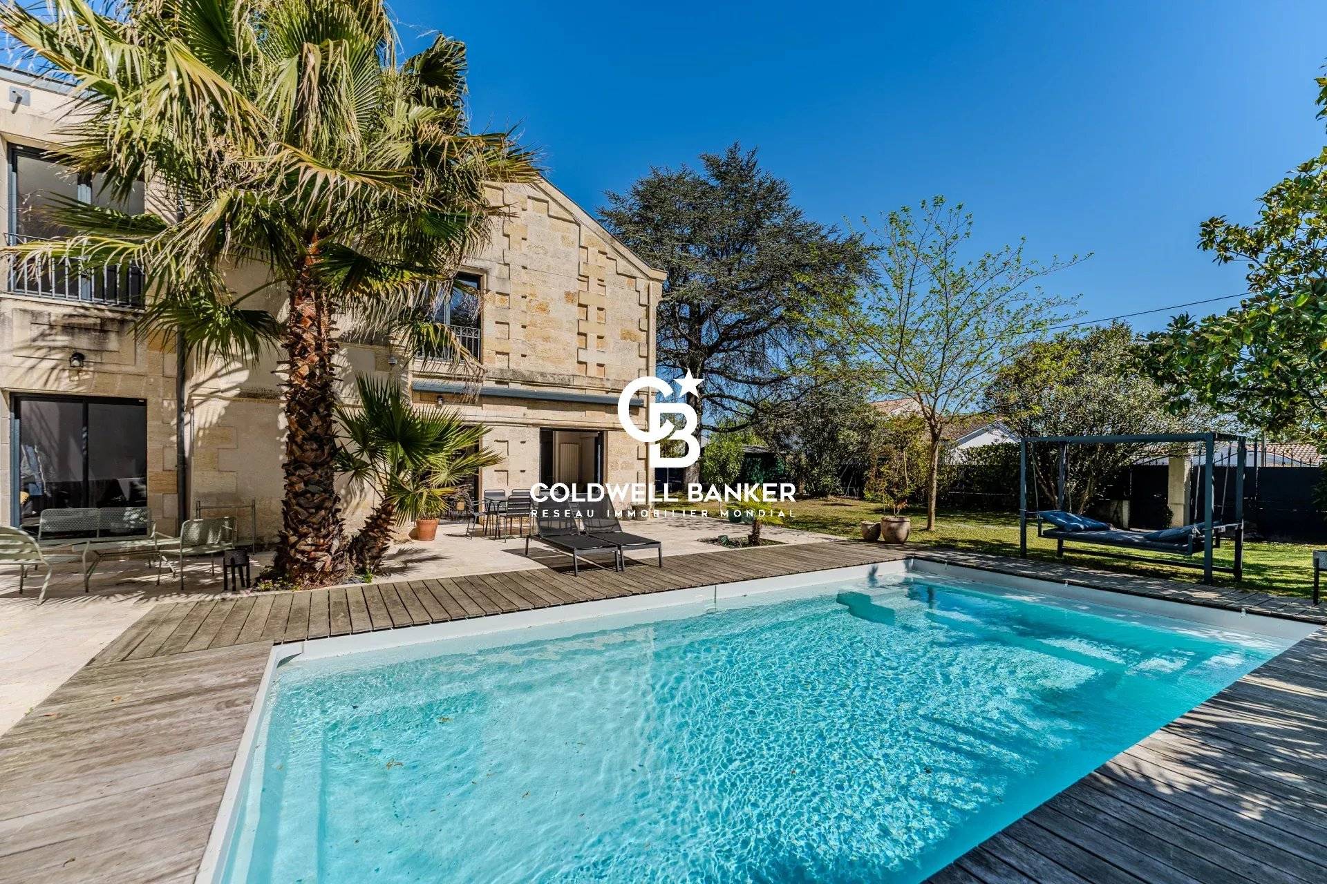 Maison à vendre Le Bouscat – pierre XIXe, 5 chambres, piscine, proche tram D