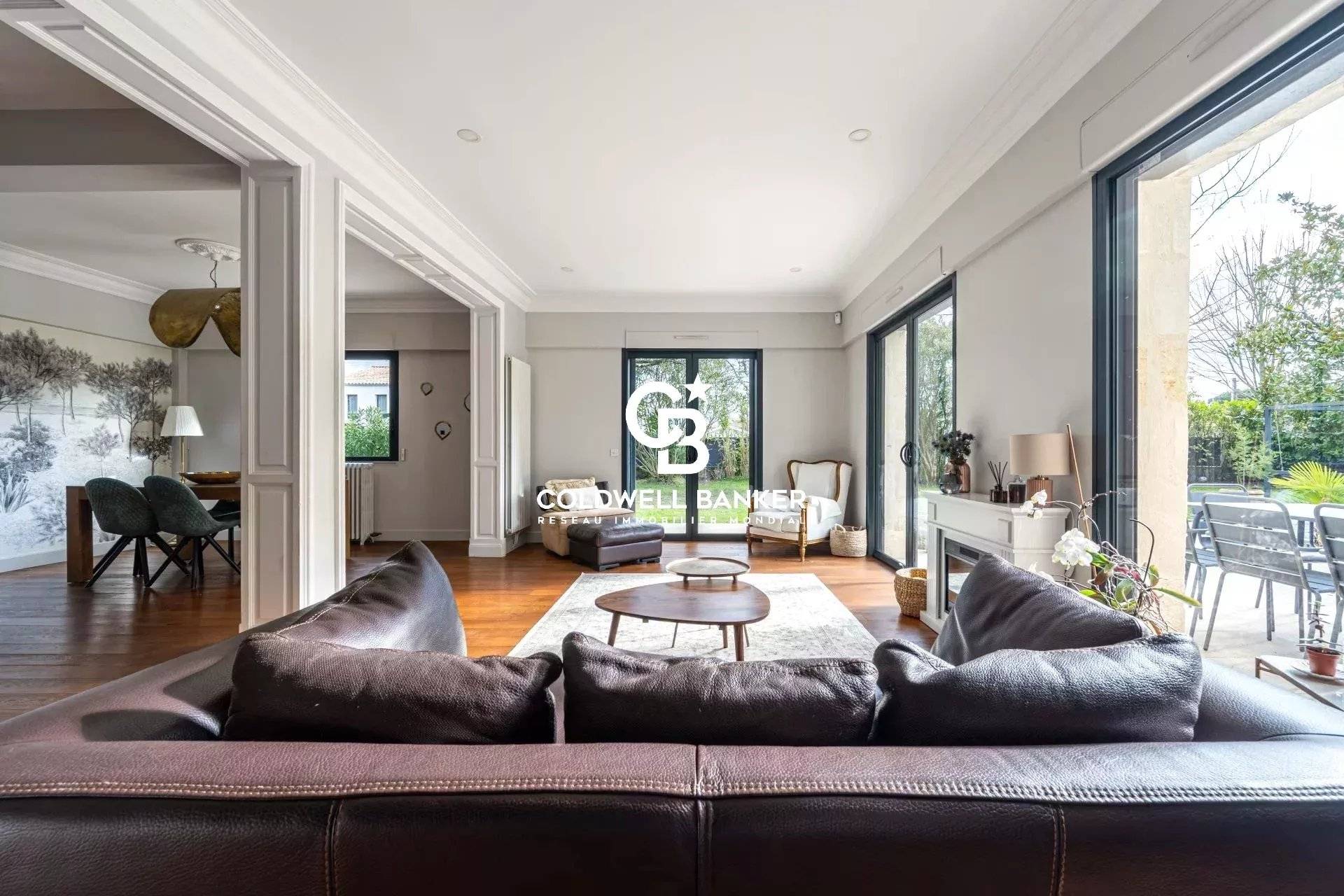 Maison à vendre Le Bouscat – pierre XIXe, 5 chambres, piscine, proche tram D