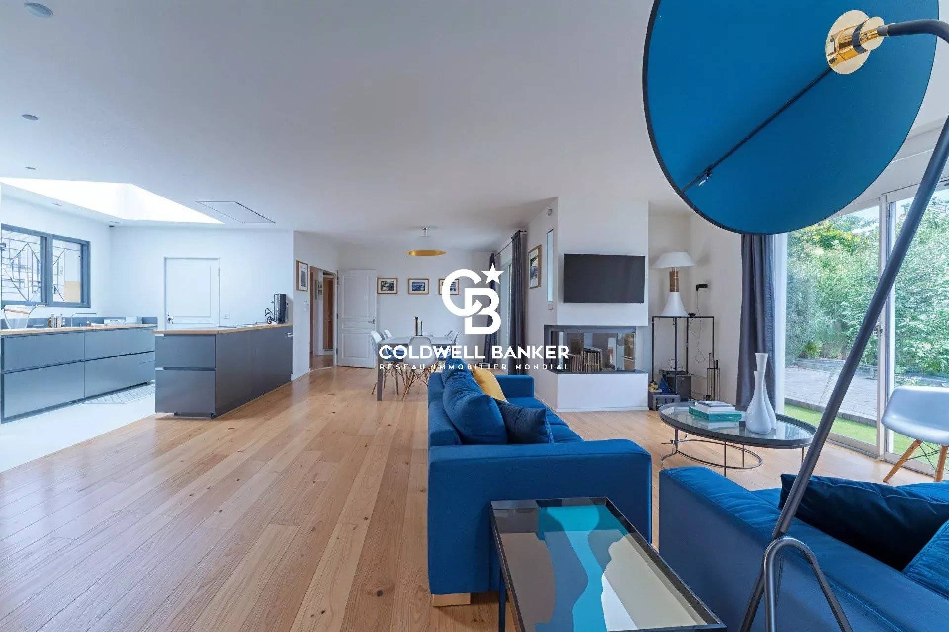 Maison à vendre Lège Bourg - plain-pied, rénovée, 4 chambres, piscine