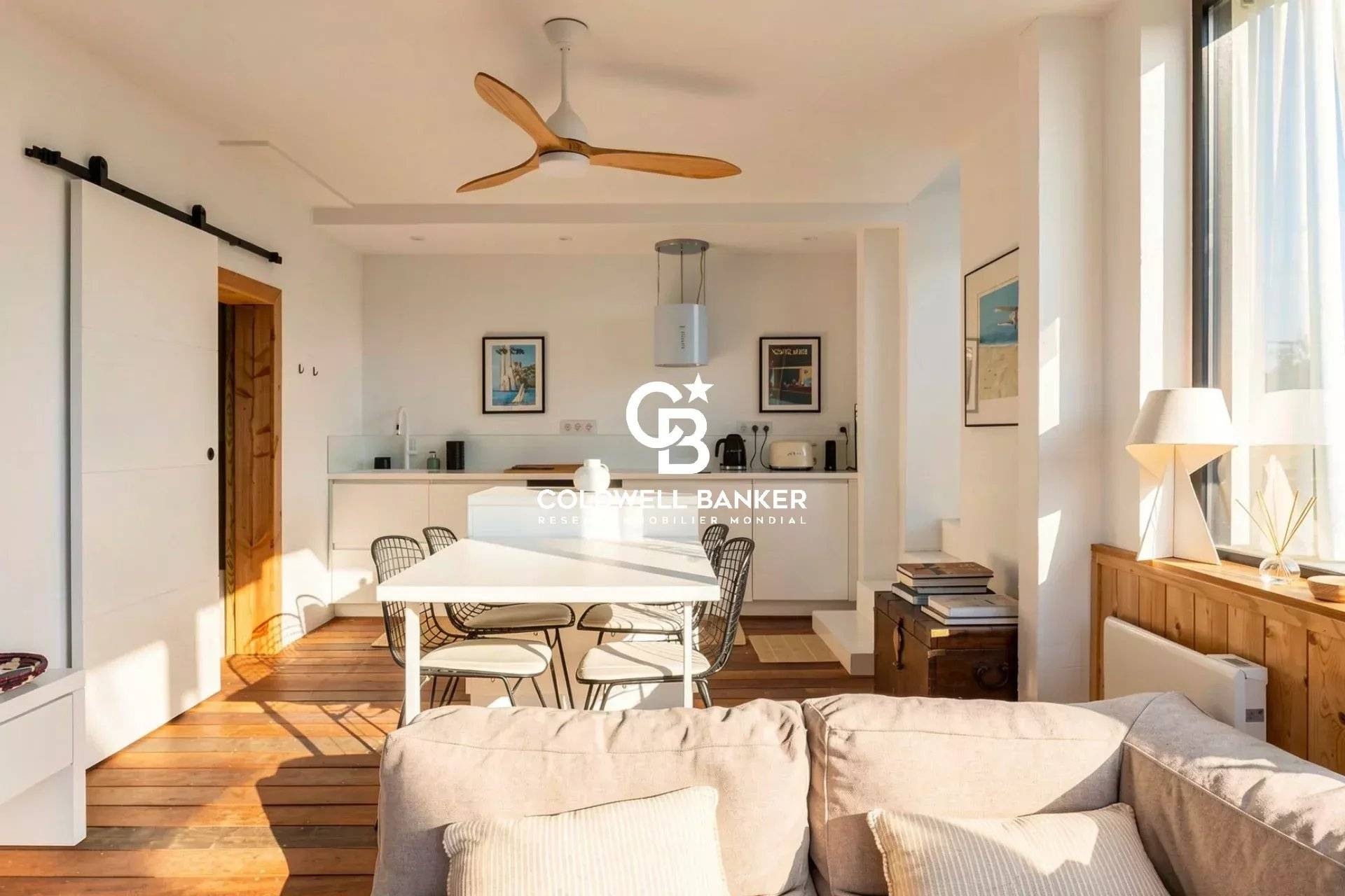 Maison à vendre Andernos-les-Bains - villa contemporaine 1ère ligne vue bassin piscine quartier betey