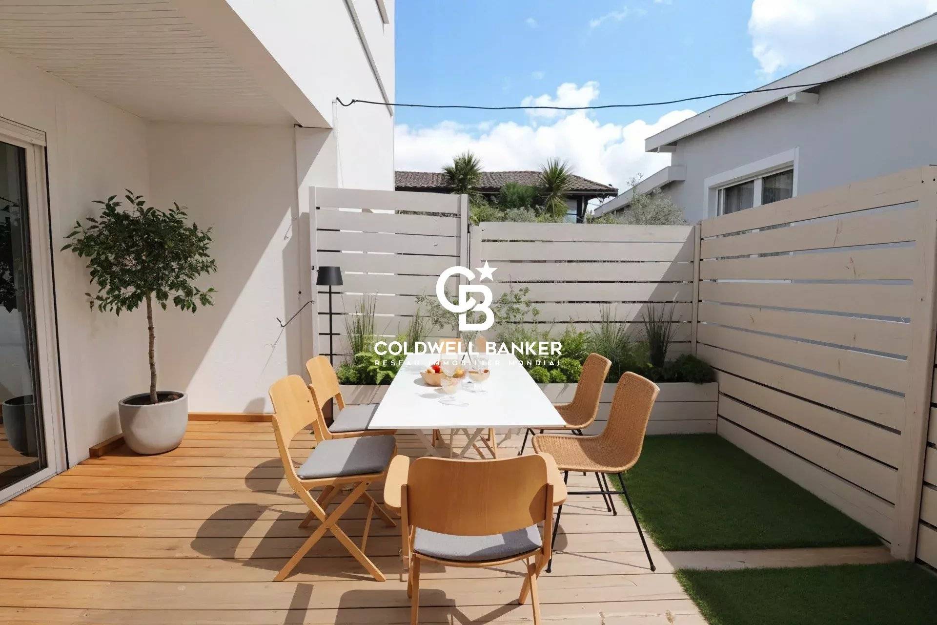 Appartement à vendre Arcachon - T3 avec terrasse privative, parking, proche plages