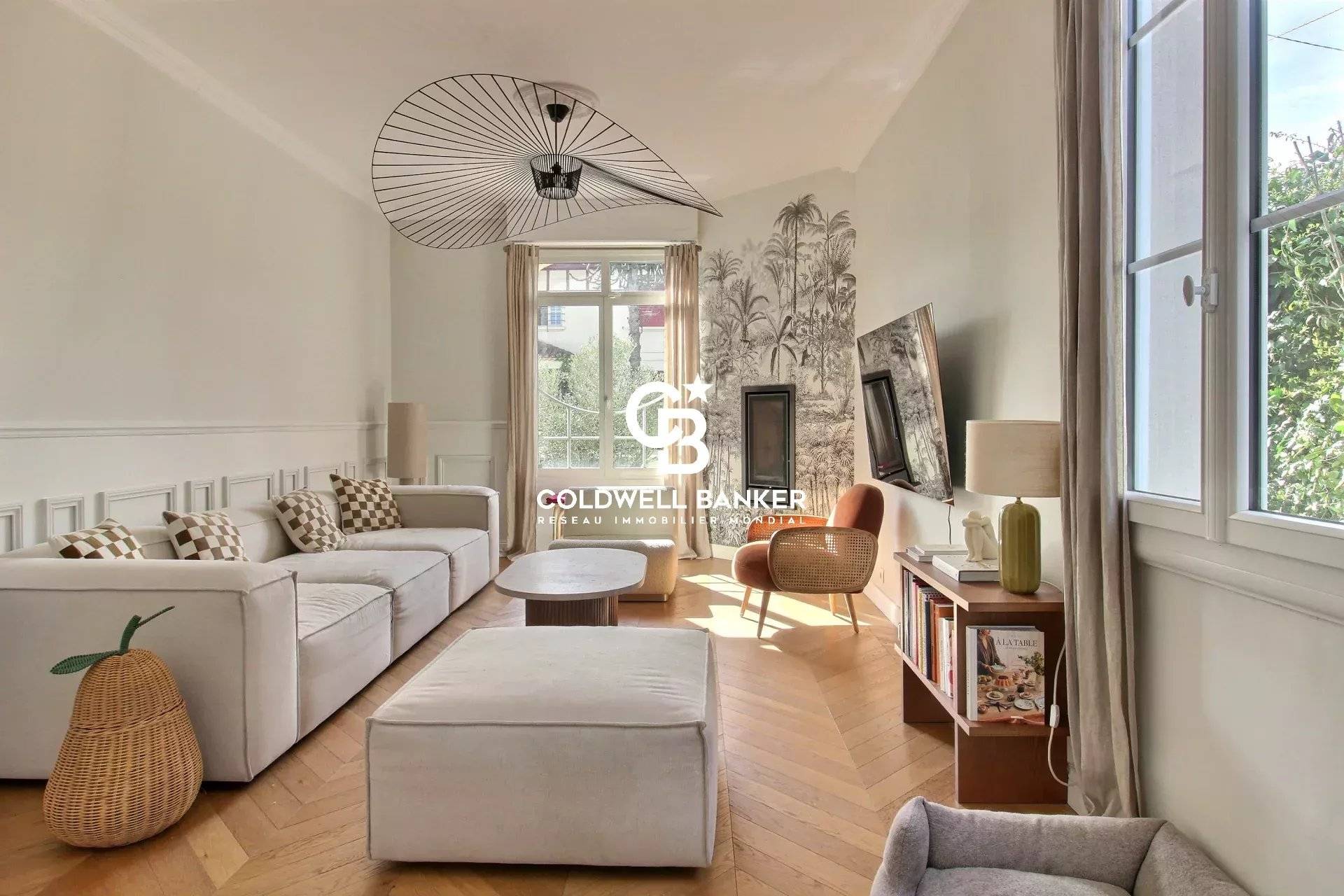 Maison à vendre Bordeaux Caudéran - rénovée grand jardin stationnements proche écoles