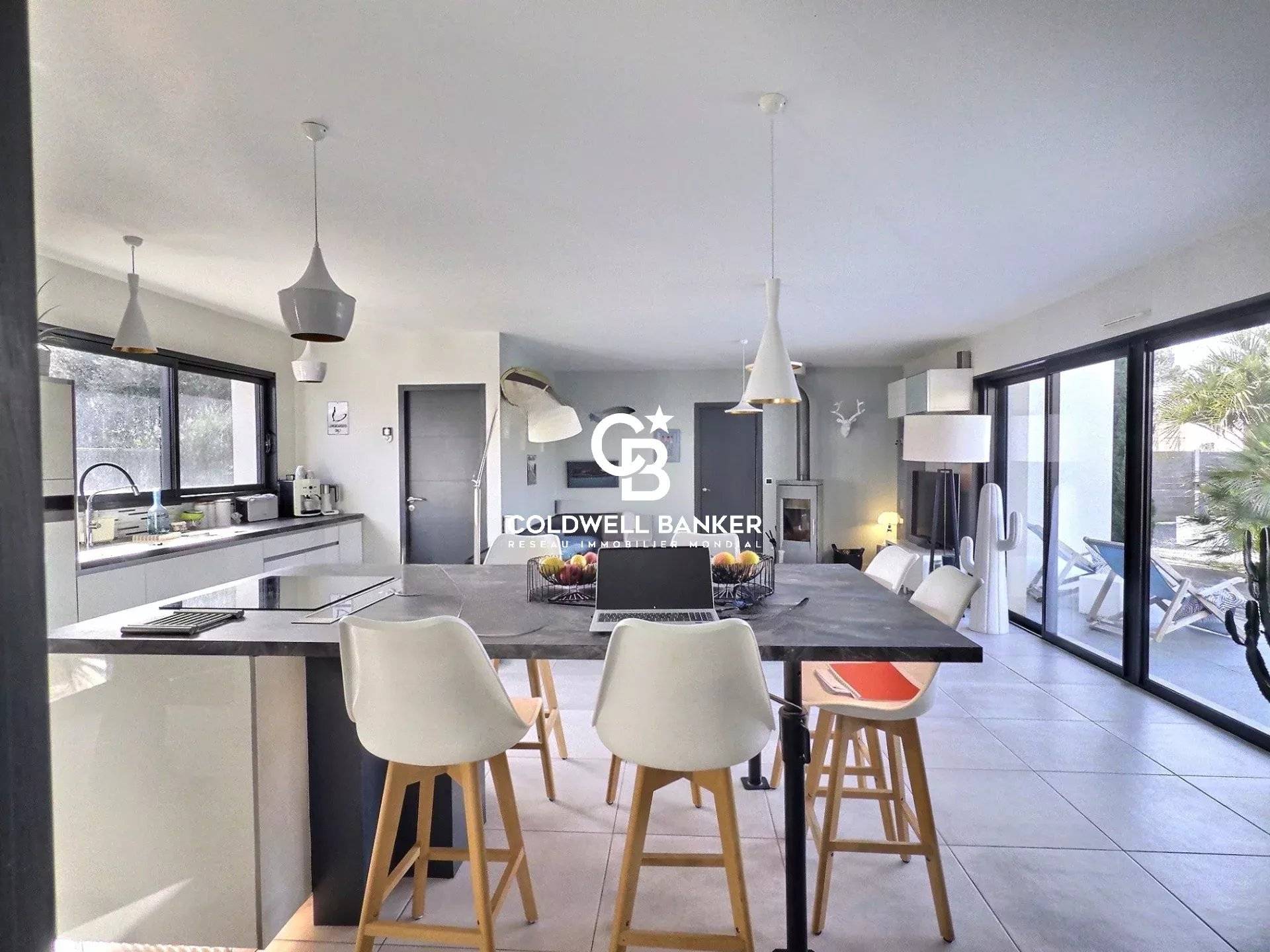 Maison à vendre Gujan-Mestras - villa moderne plain-pied 3 chambres piscine garage